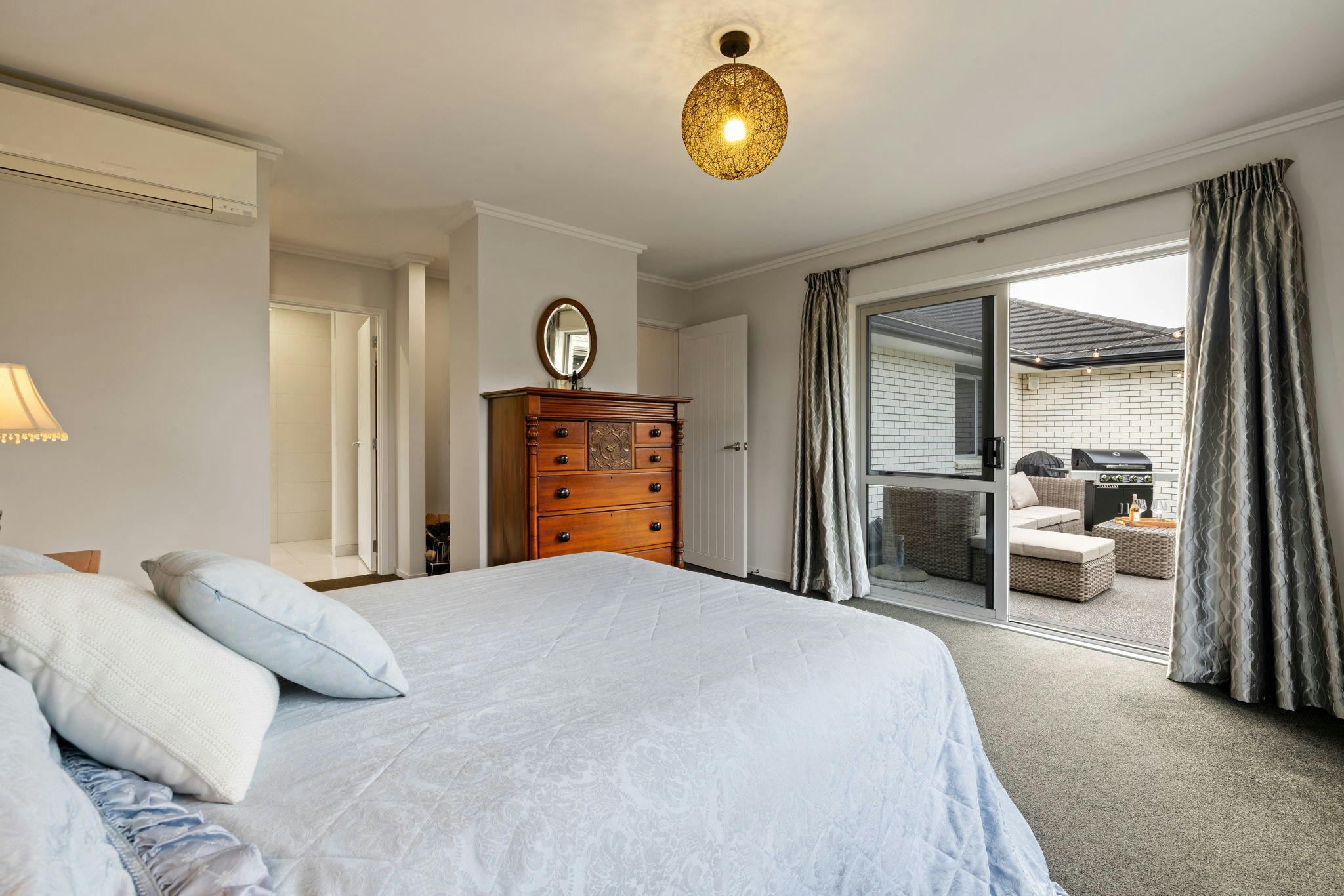 18 web or mls in House SR5 1001