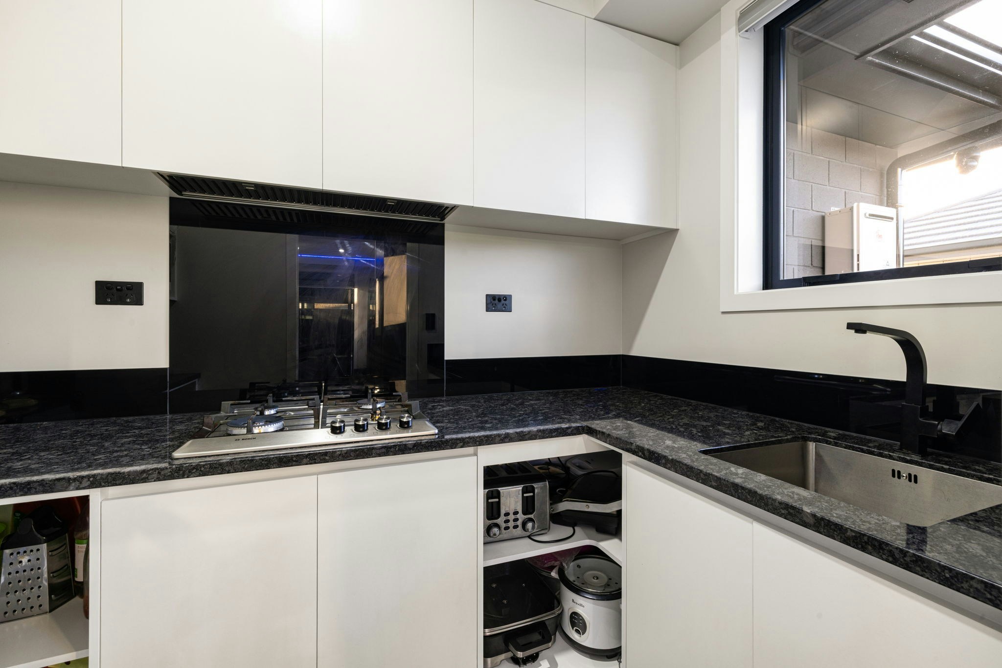 18 web or mls in House SR5 3096