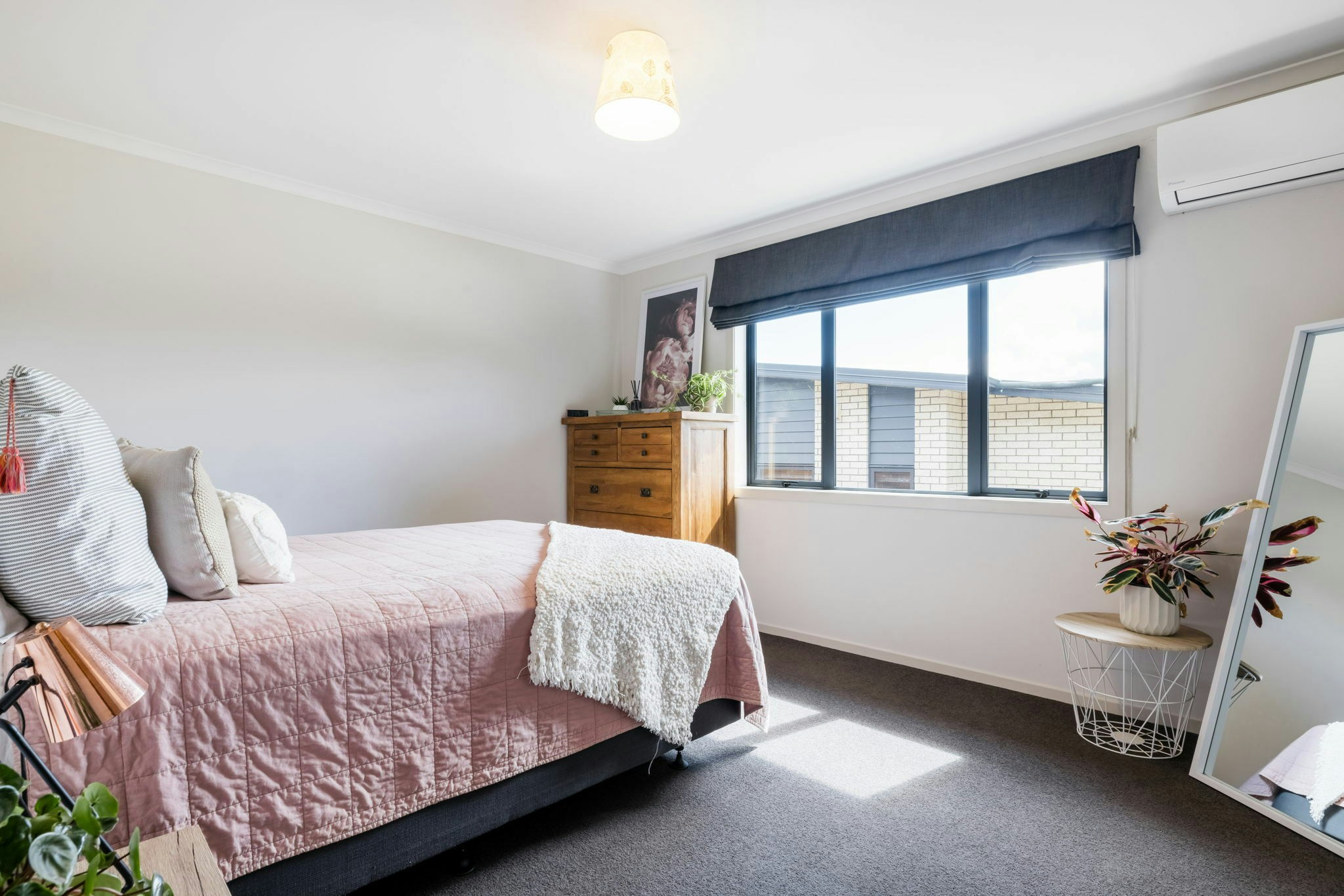 19 web or mls 3 inhouse sr5 4676