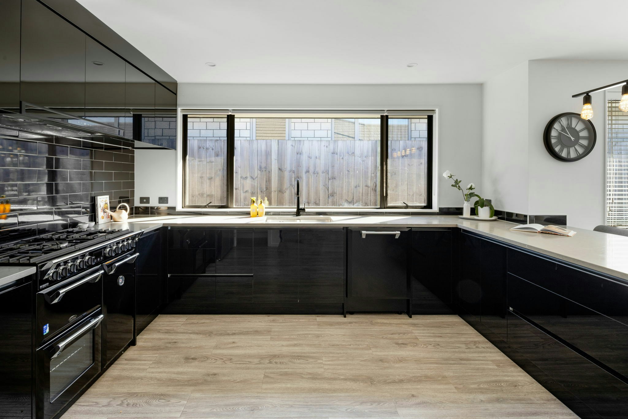 19 web or mls in House AR5 1004