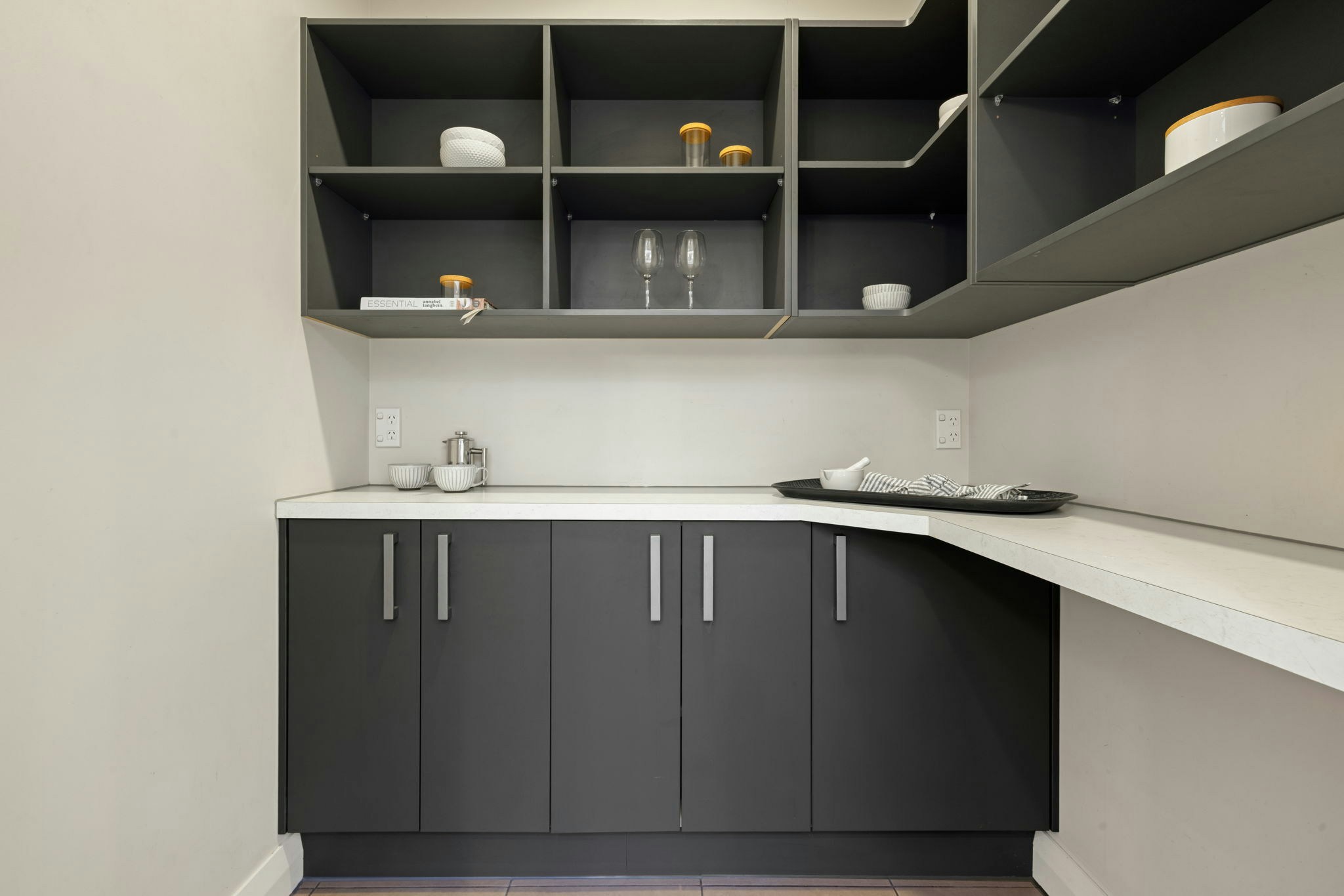 19 web or mls in House SR5 0823