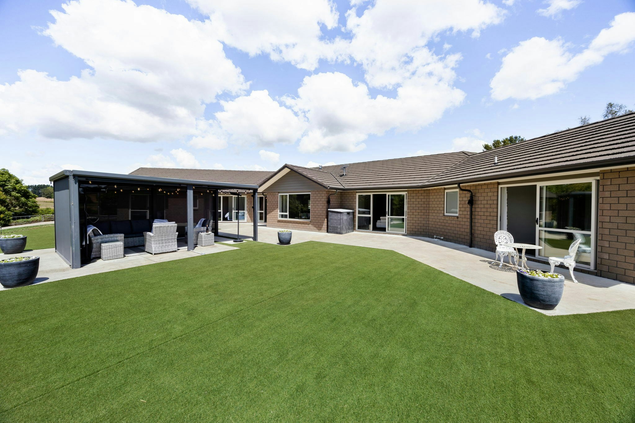 2 web or mls in House AR0 3545