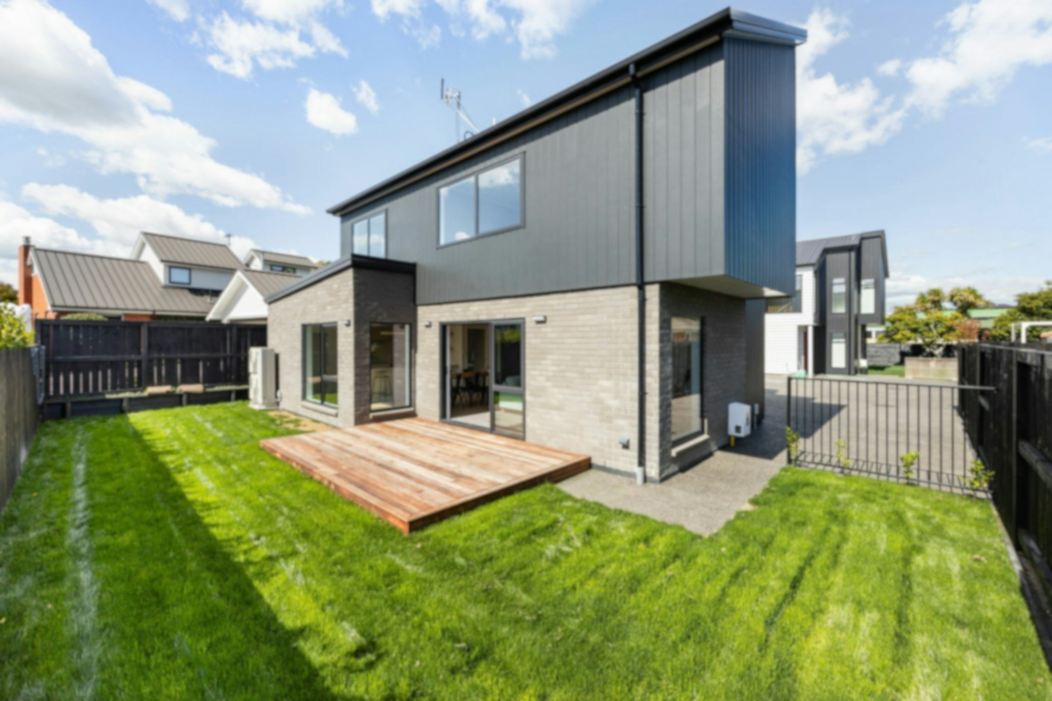 2 web or mls in House AR0 5648