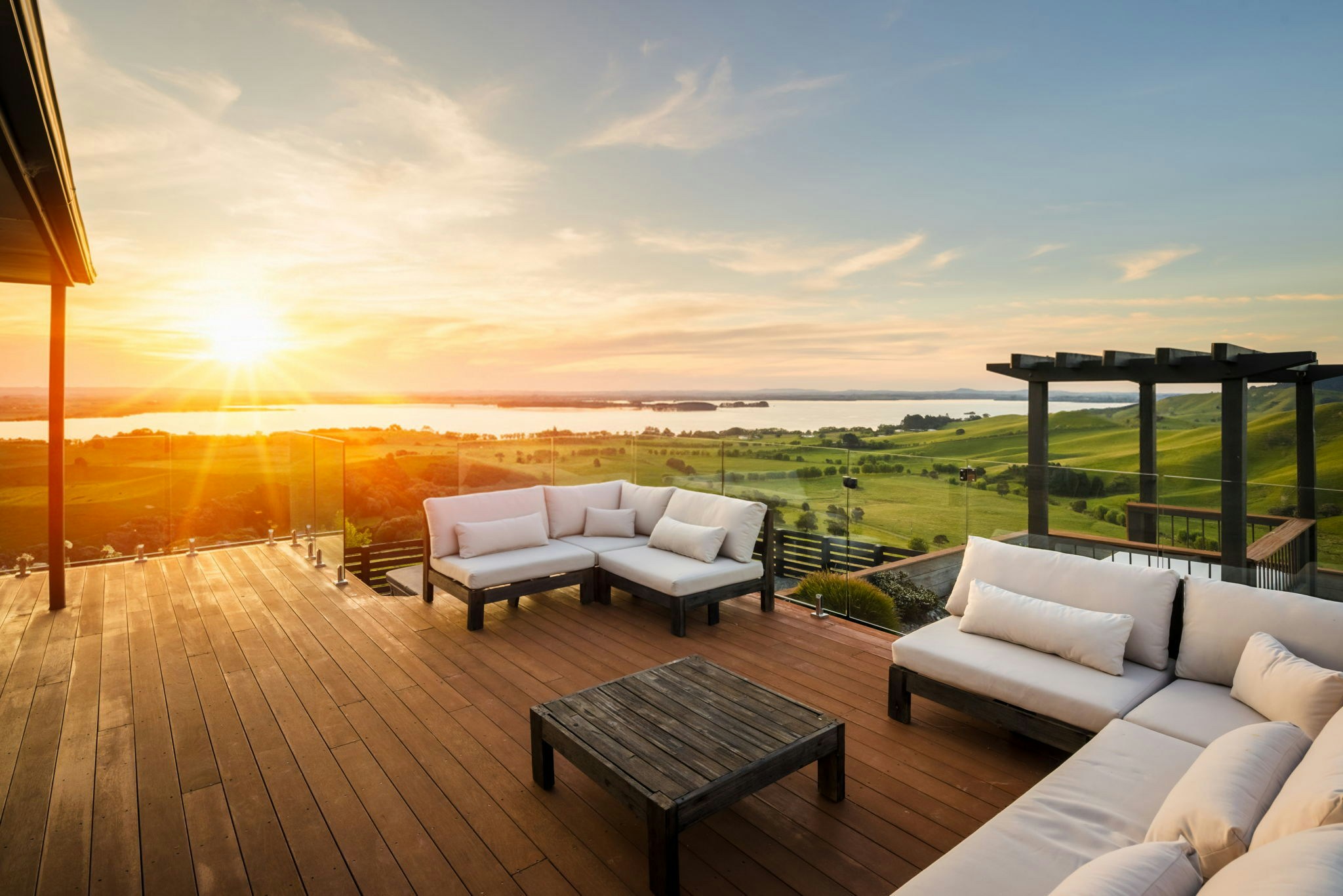 2 web or mls in House AR5 0150