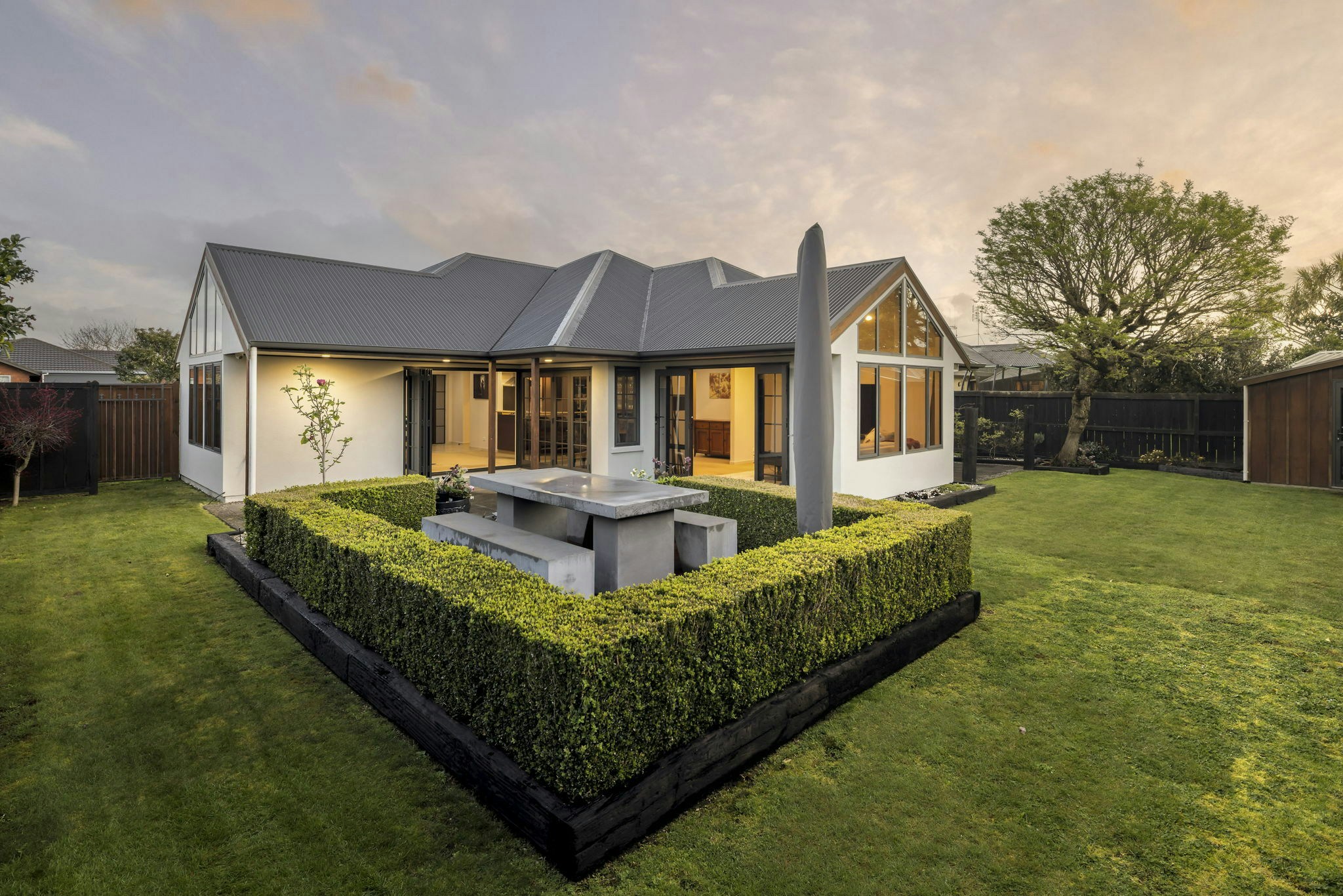 2 web or mls in House AR5 5429