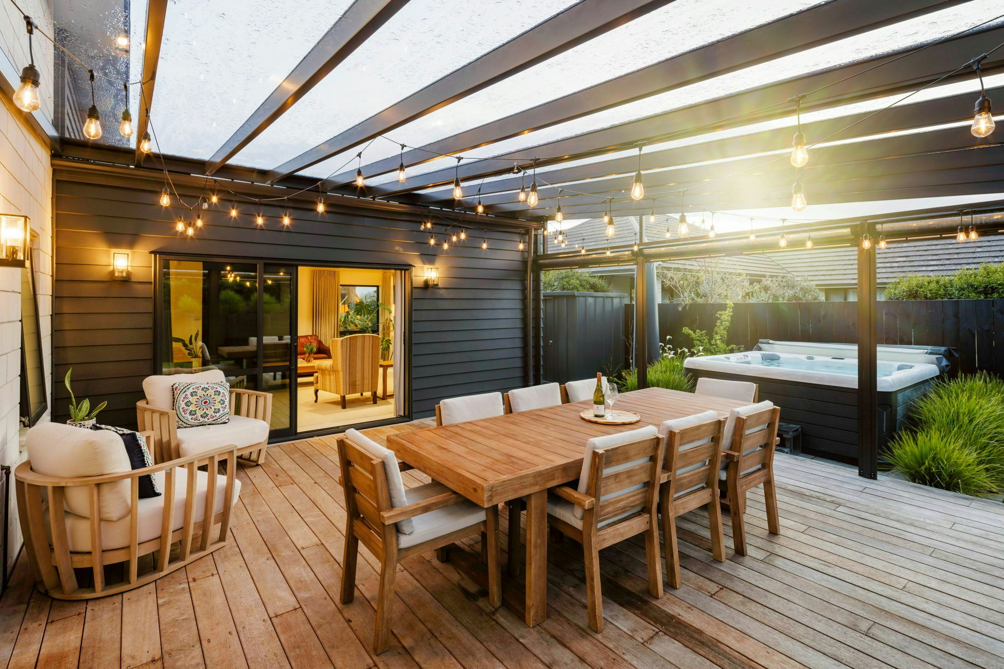 2 web or mls in House AR5 7756