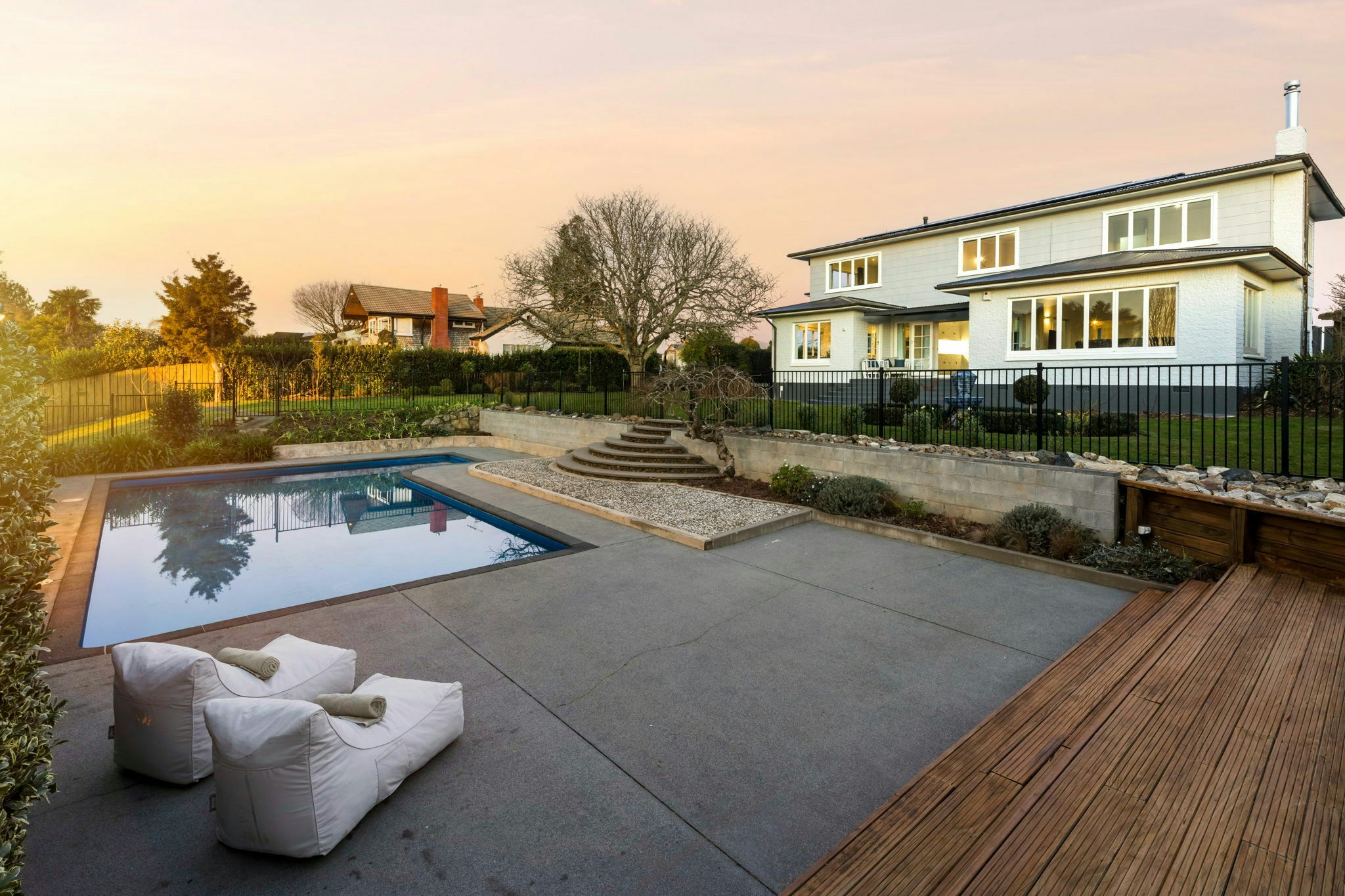 2 web or mls in House AR5 9623