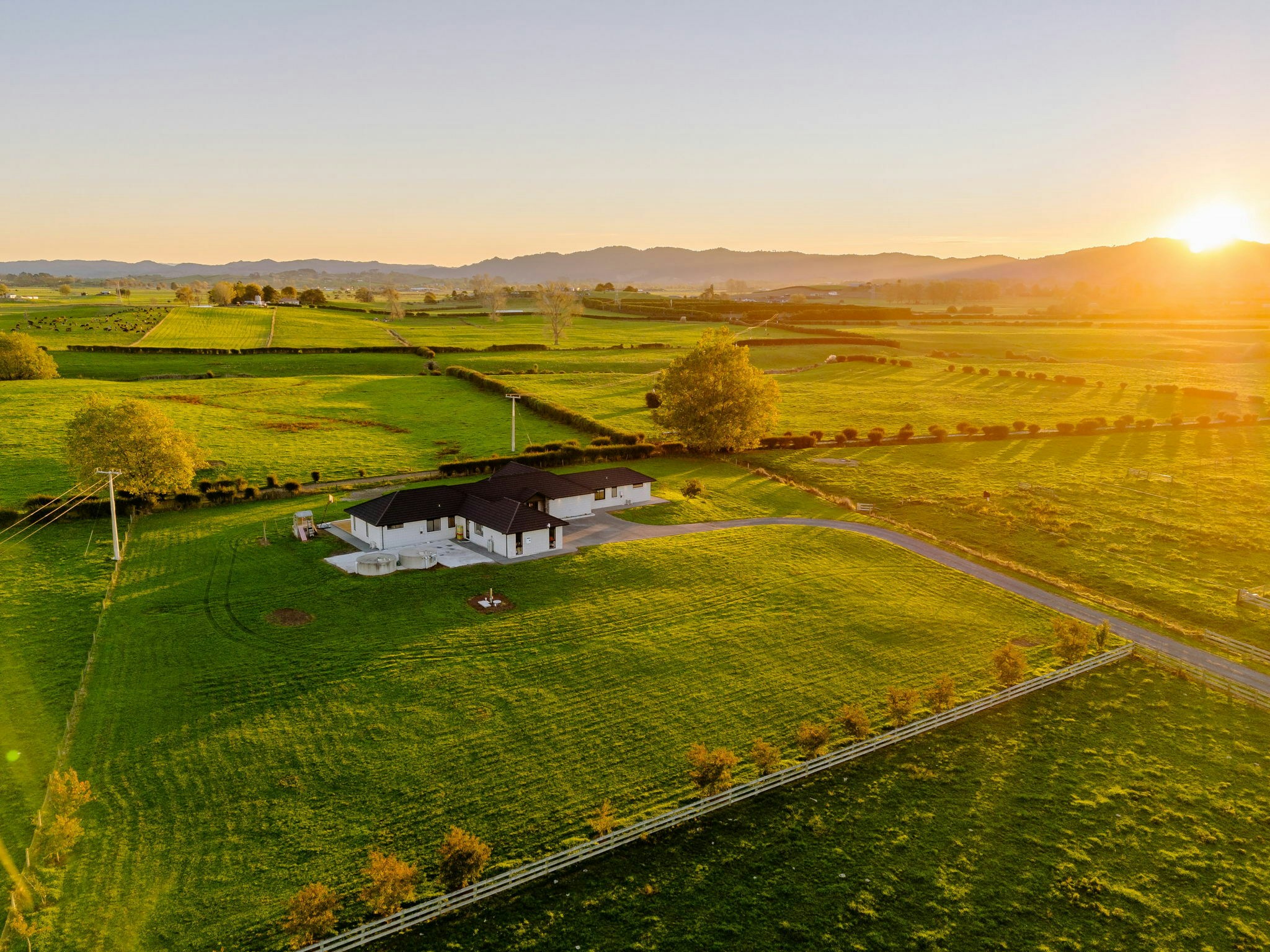 2 web or mls in House DJI 20240430172033 0294 D