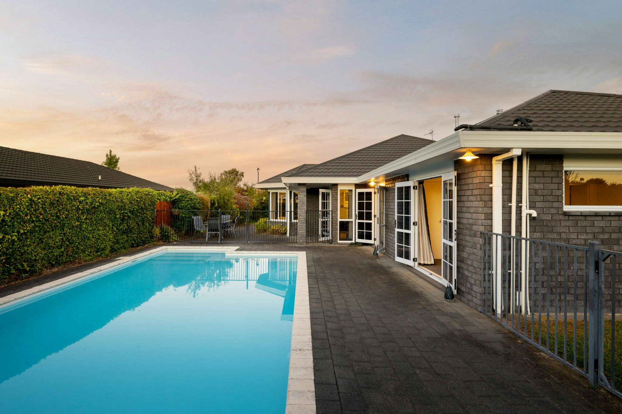 2 web or mls in House SR5 2732 Edit