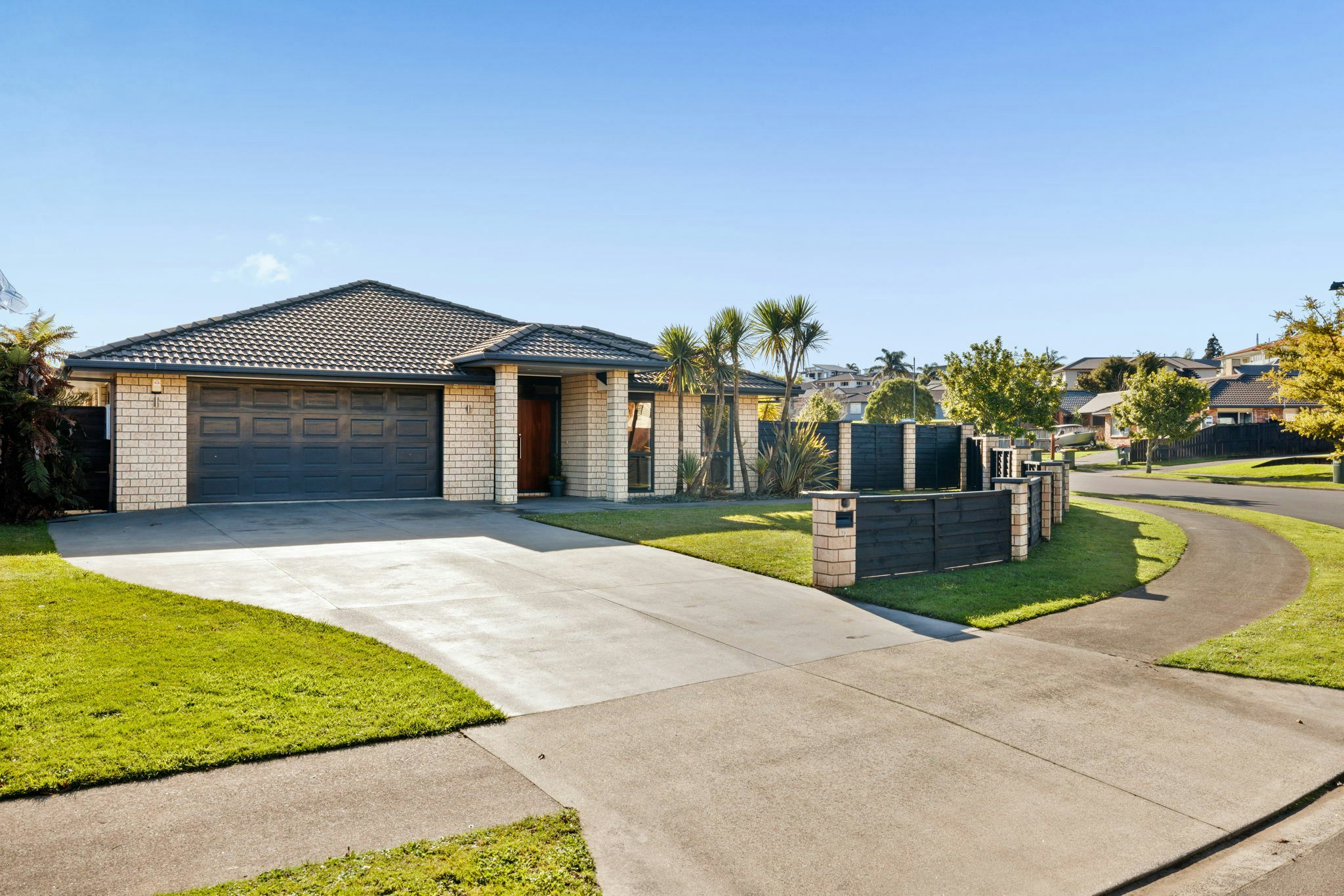 2 web or mls in House SR5 5304