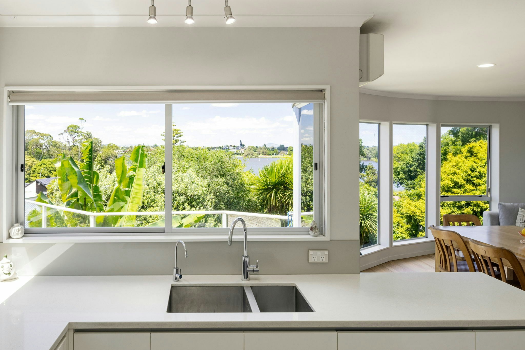 20 web or mls in House AR5 2830