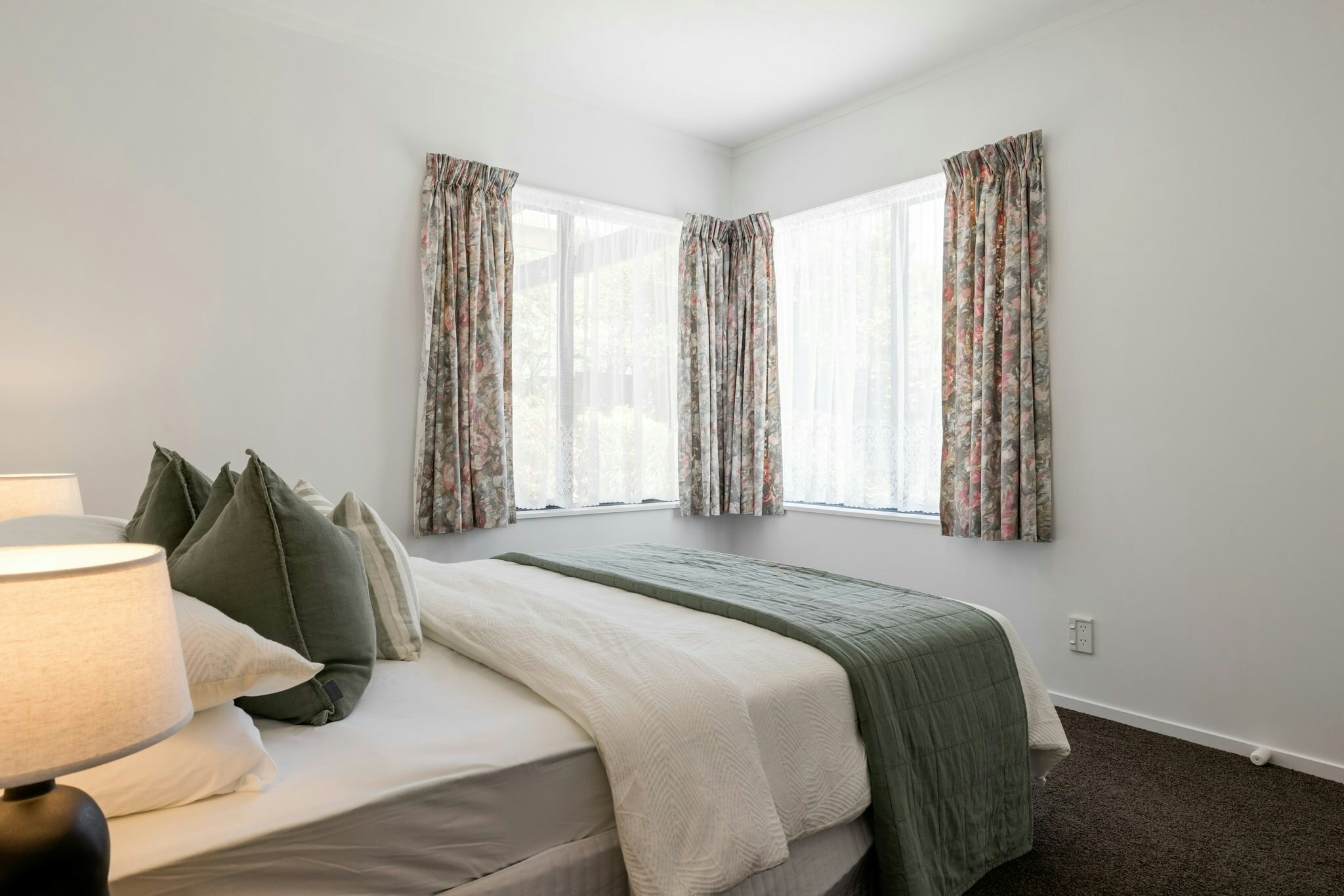 20 web or mls in House SR5 8822