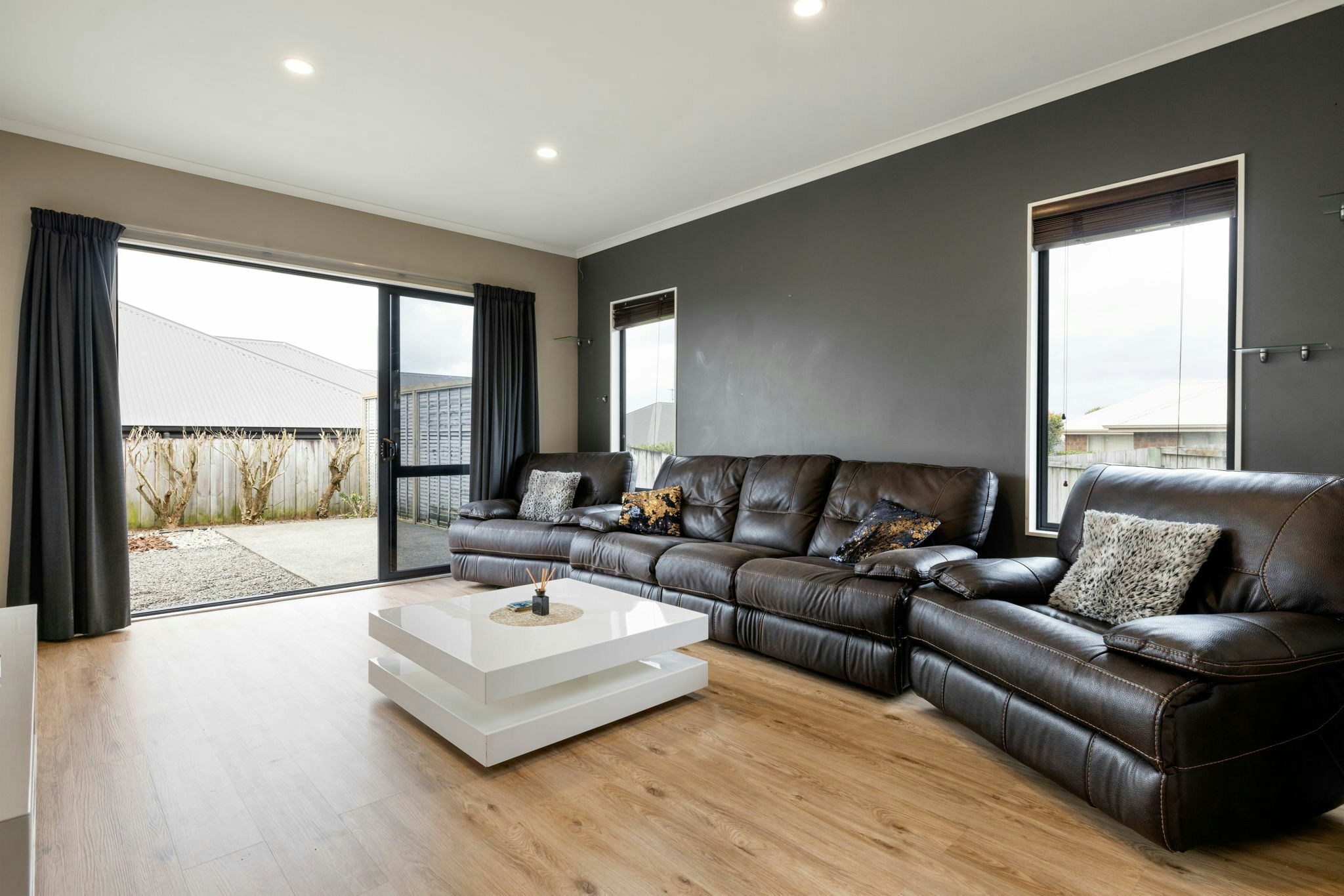 20 web or mls in House SR5 9378