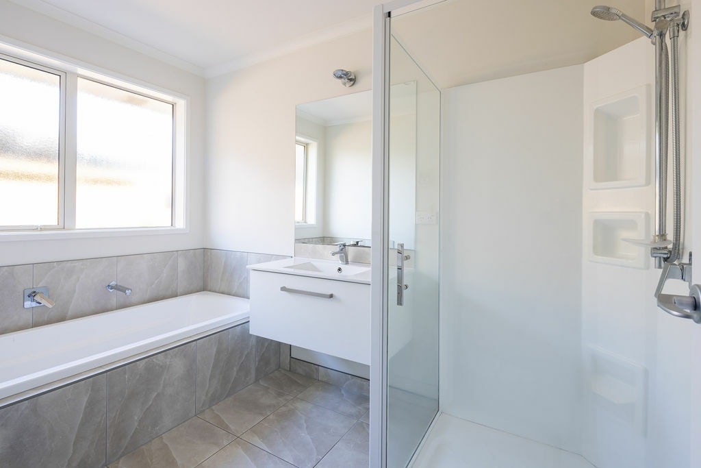 20 aaron radford AR5 9359