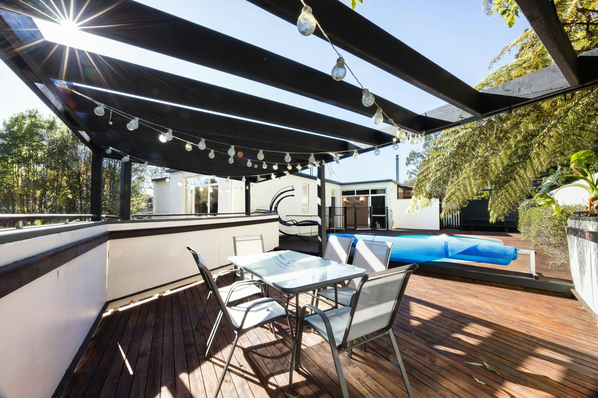 21 web or mls in House AR0 5482