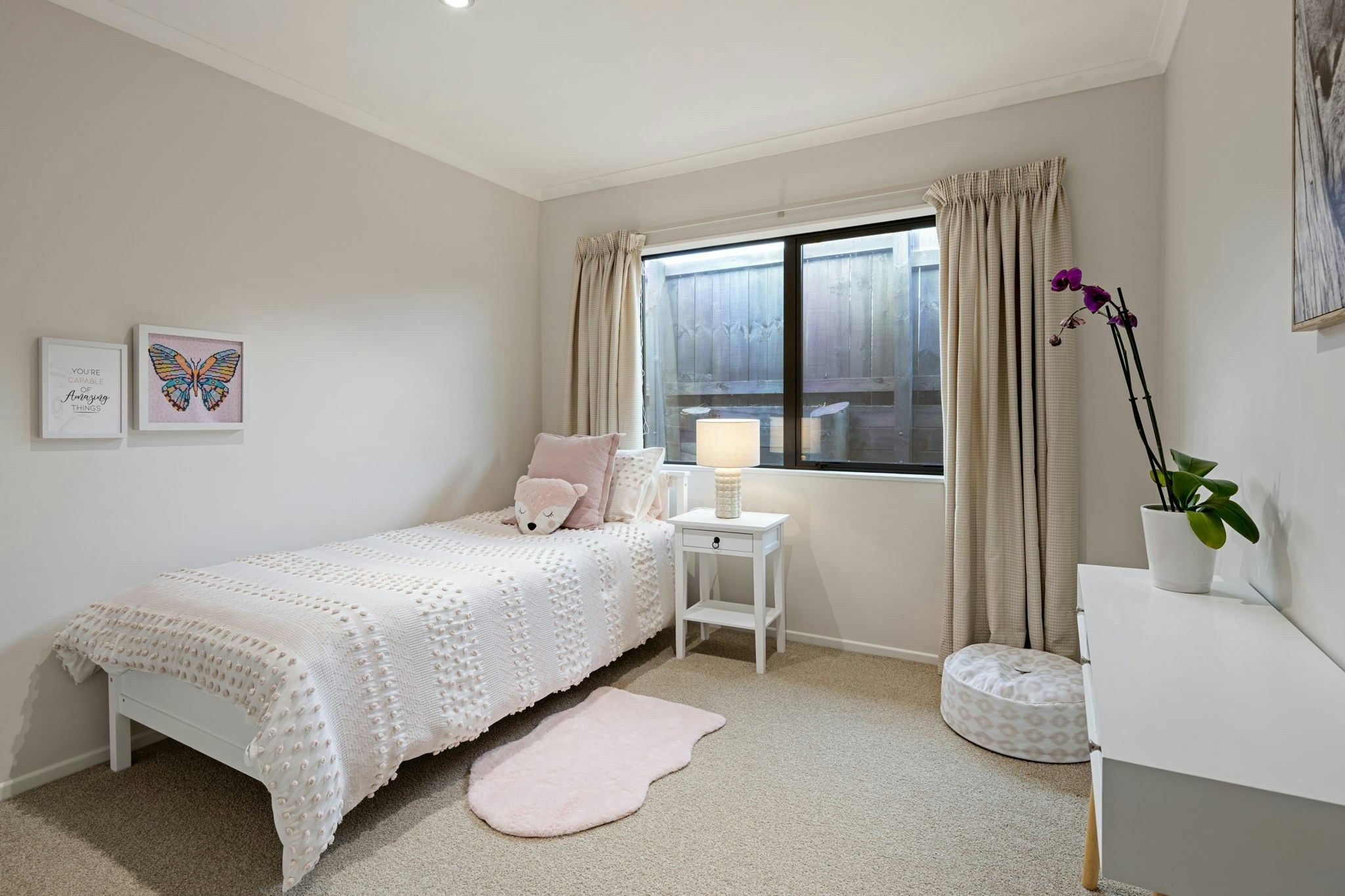 21 web or mls in House AR5 7439