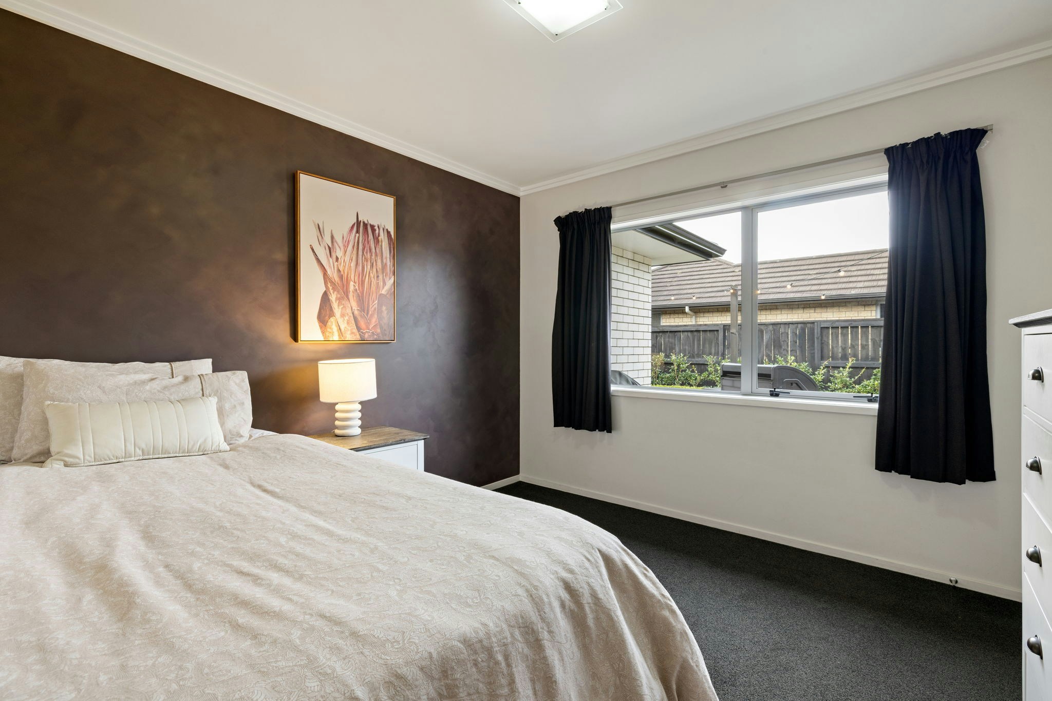 21 web or mls in House SR5 0942