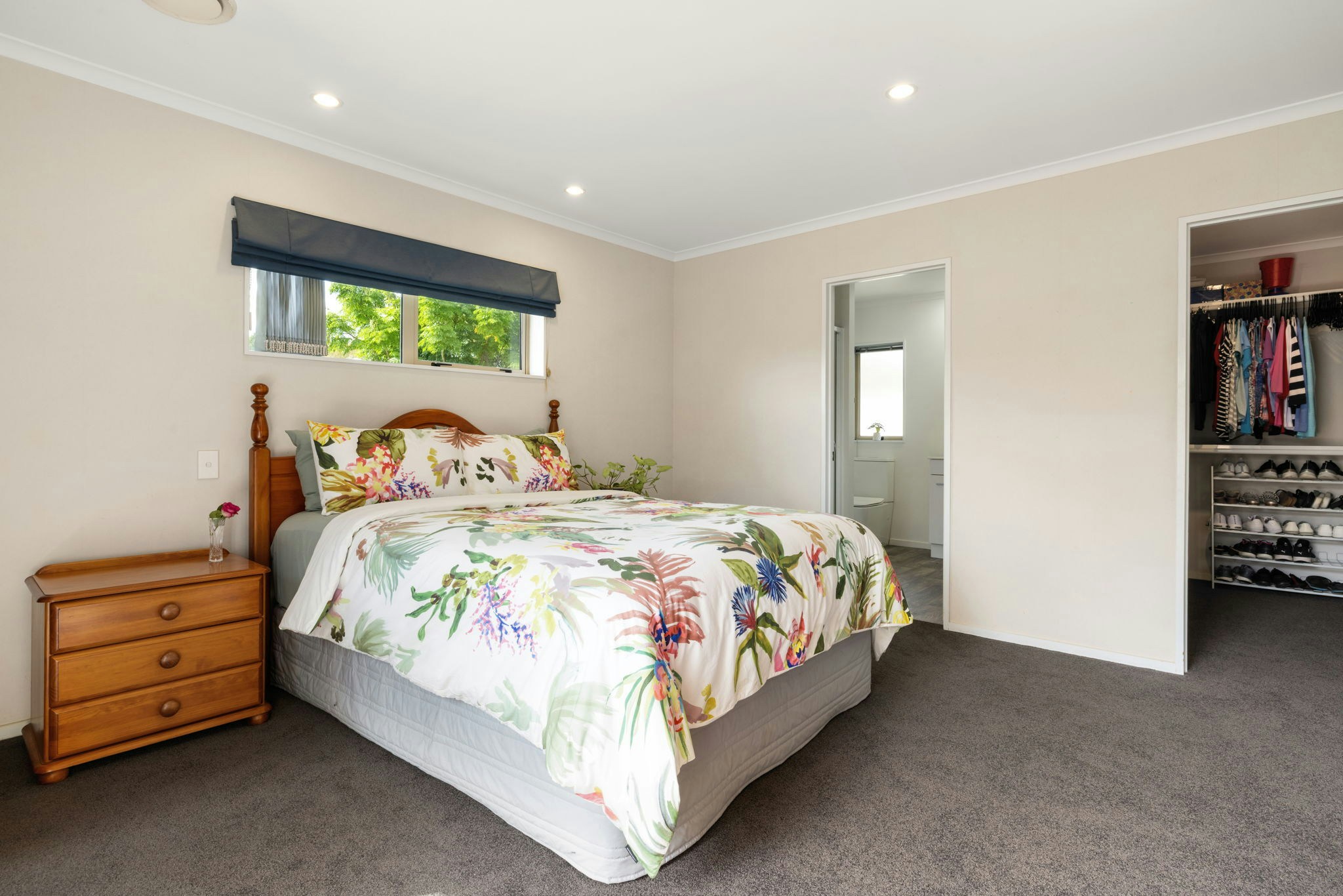 21 web or mls in House SR5 4026 2