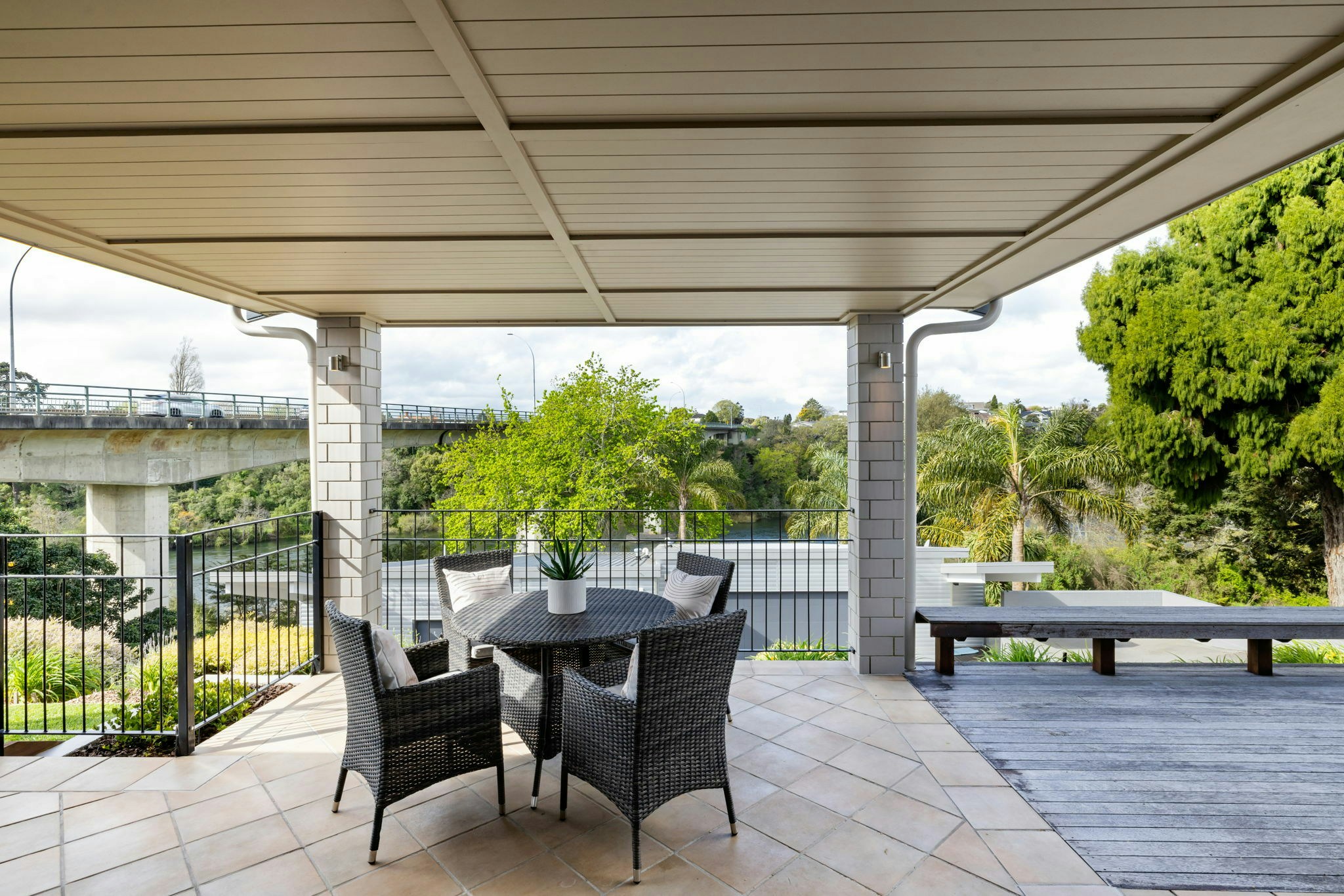 21 web or mls in House SR5 4456