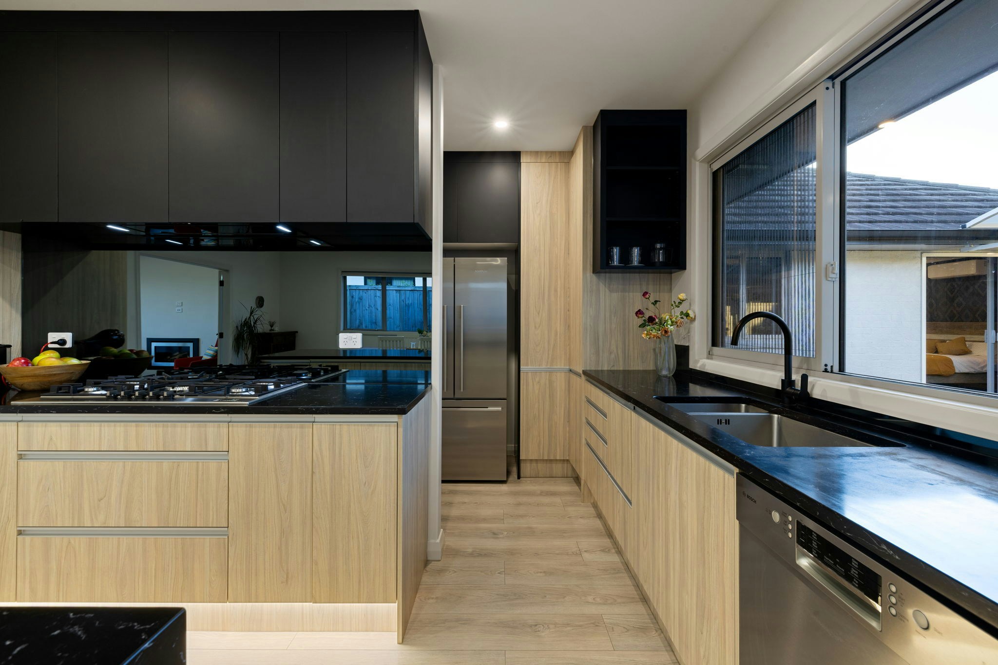 21 web or mls in House SR5 7537