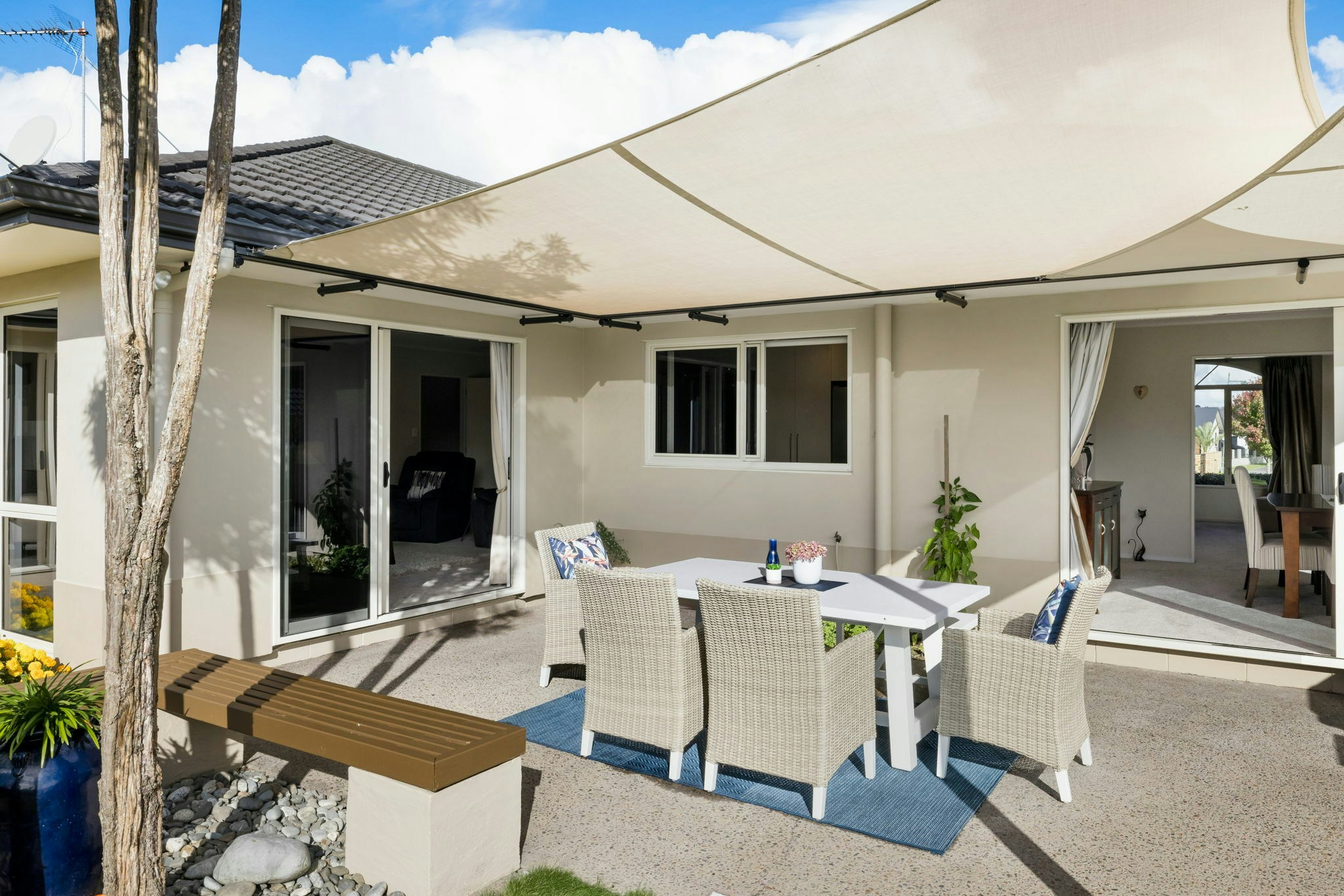 21 web or mls in House SR5 8679