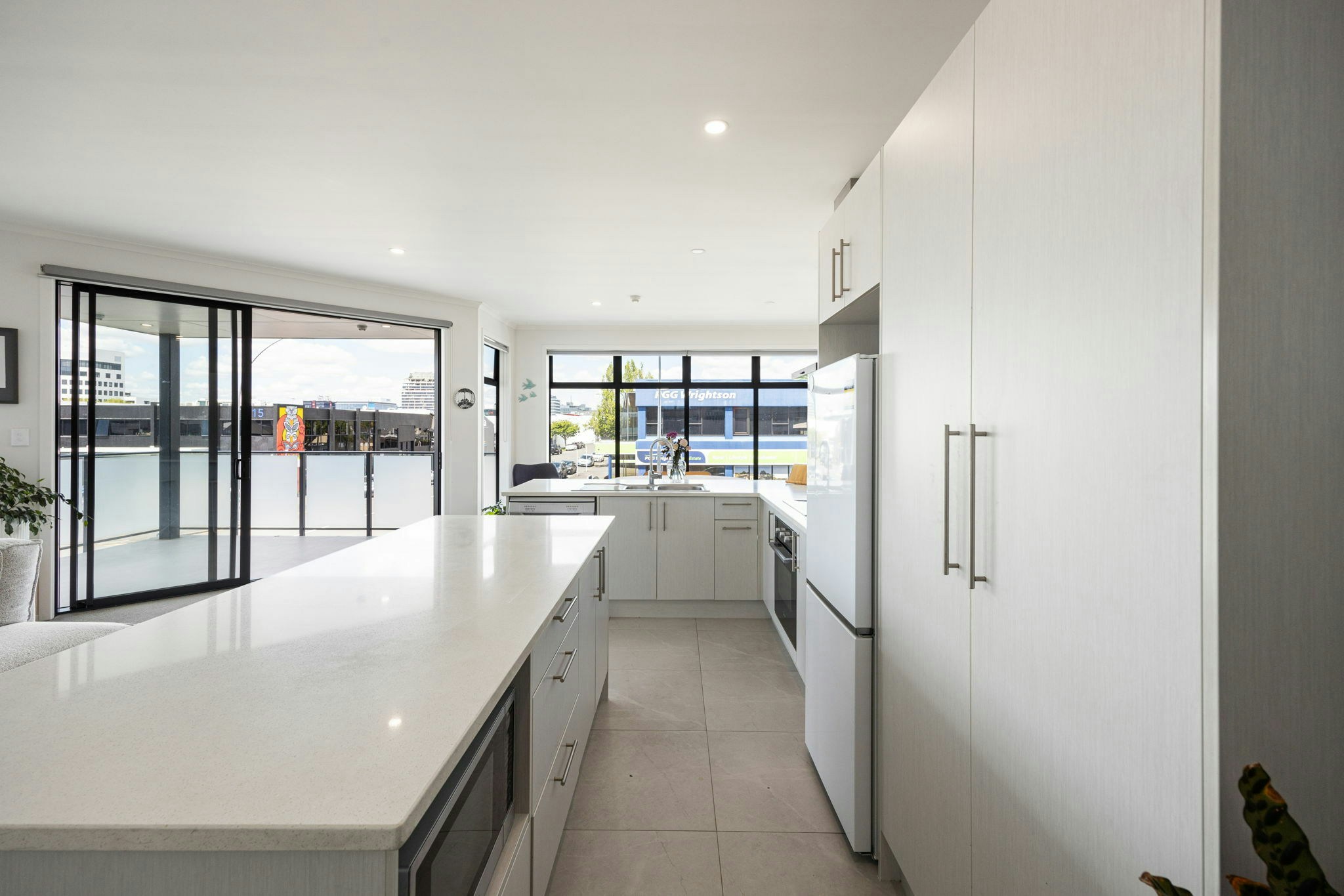 21 web or mls in House in House AR0 0172