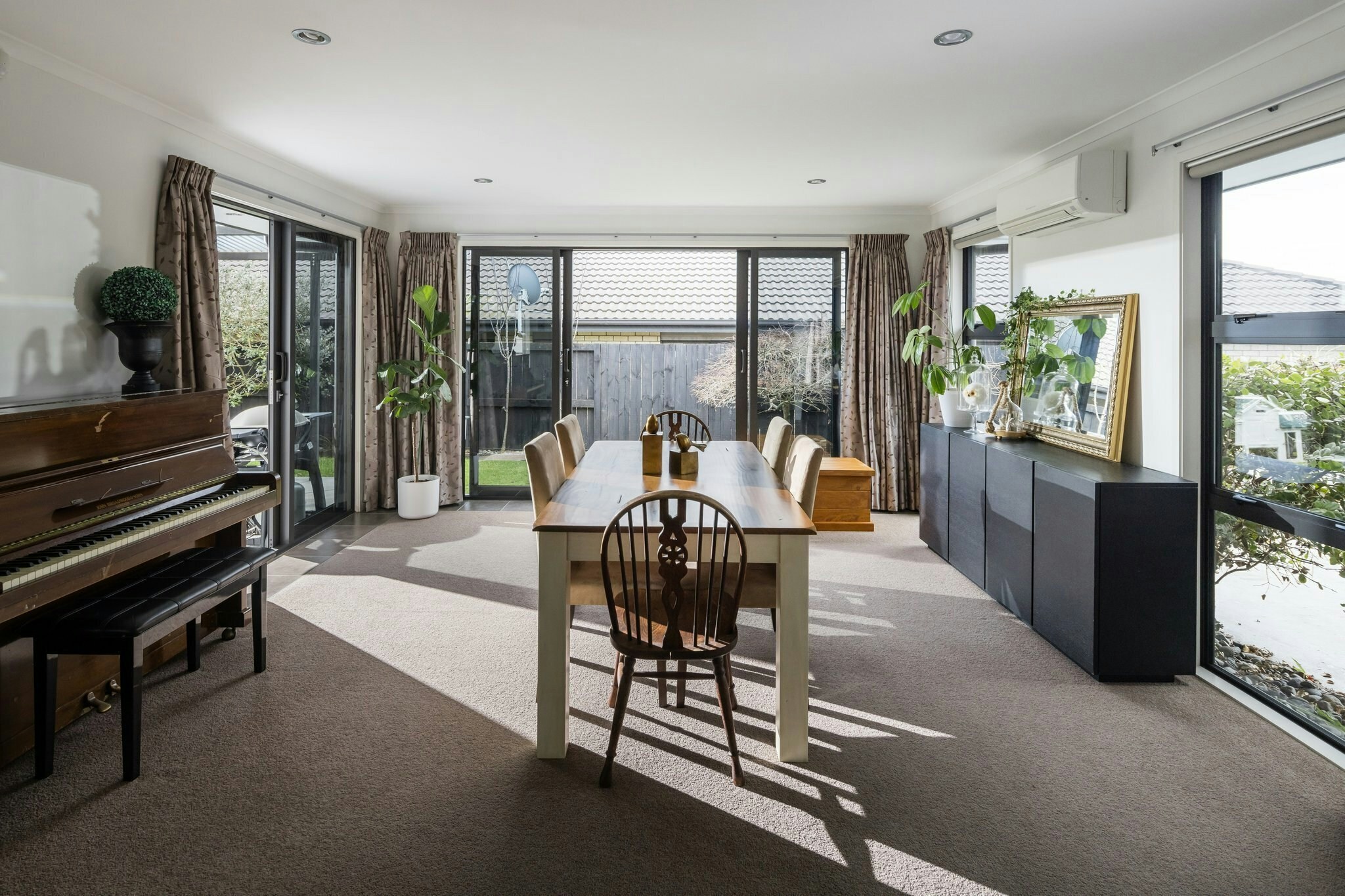 22 web or mls 21 in House AR5 0915