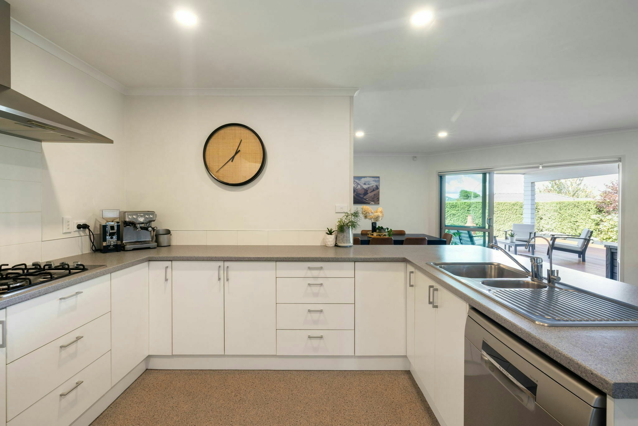 22 web or mls in House SR5 0691