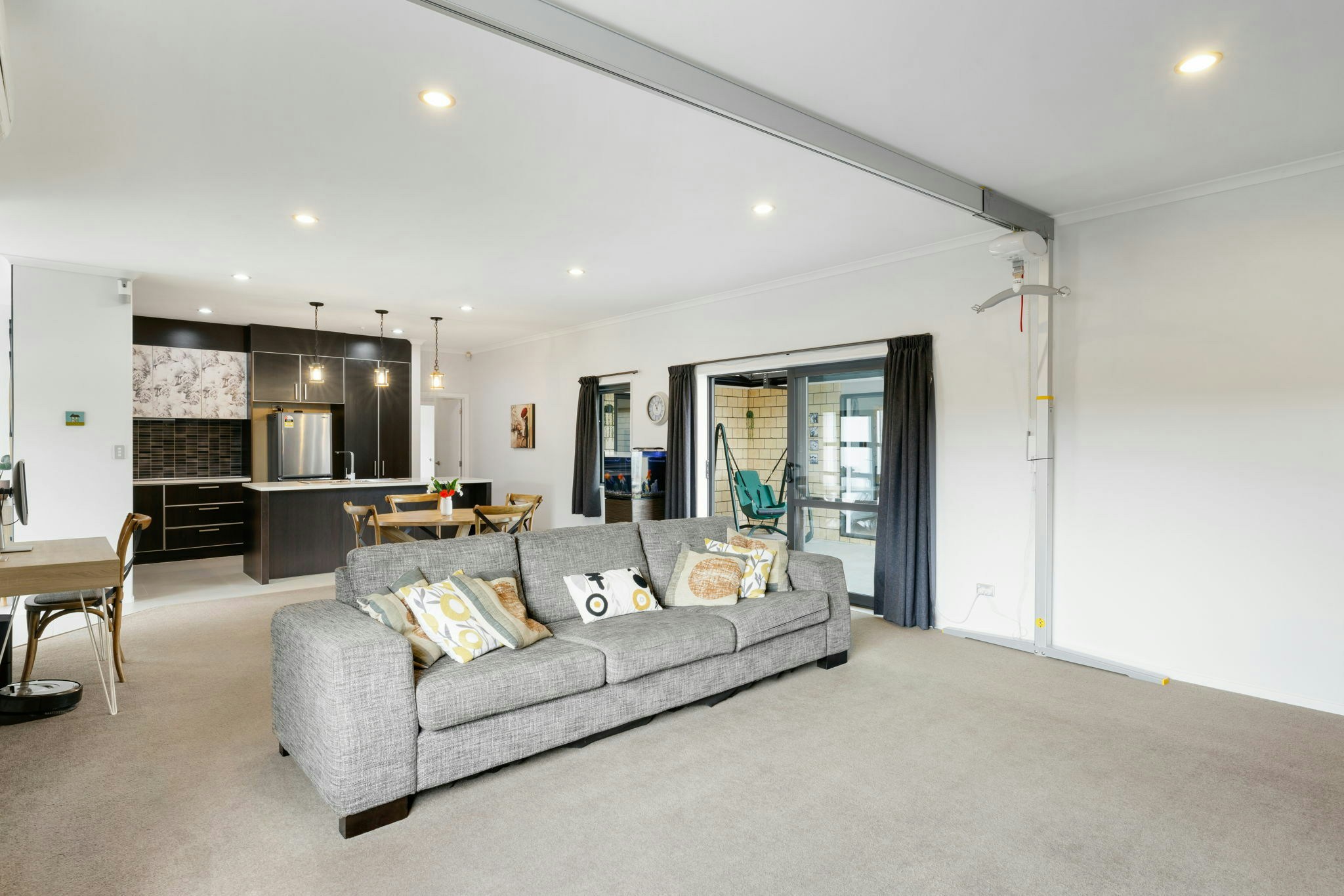 22 web or mls in House SR5 6565