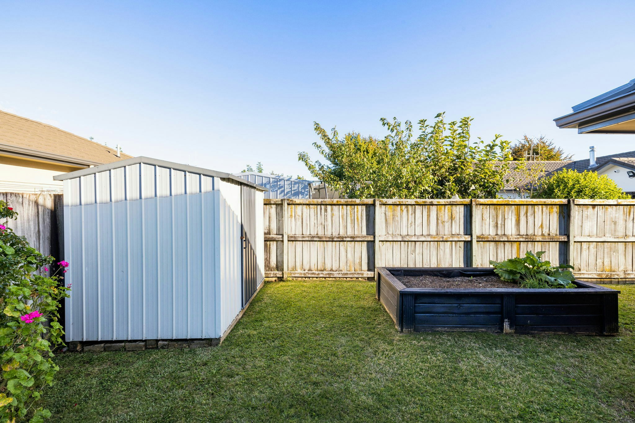 22 web or mls in House SR5 6584