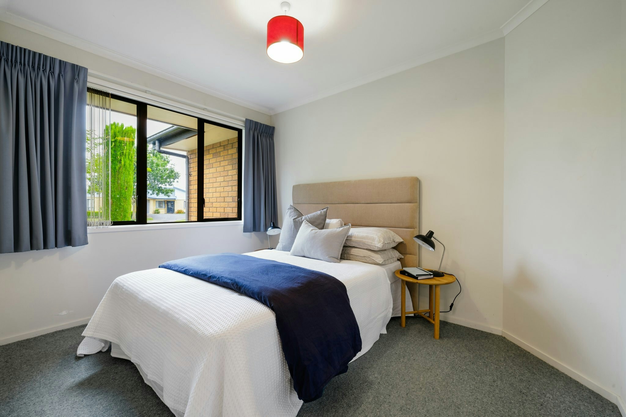 22 web or mls in House SR5 7756