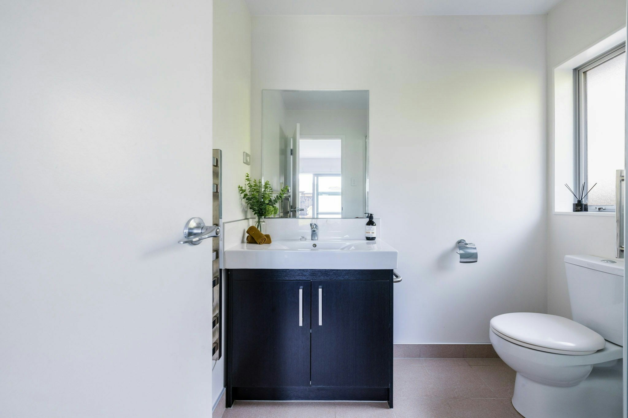 23 web or mls 17 in House SR5 9794