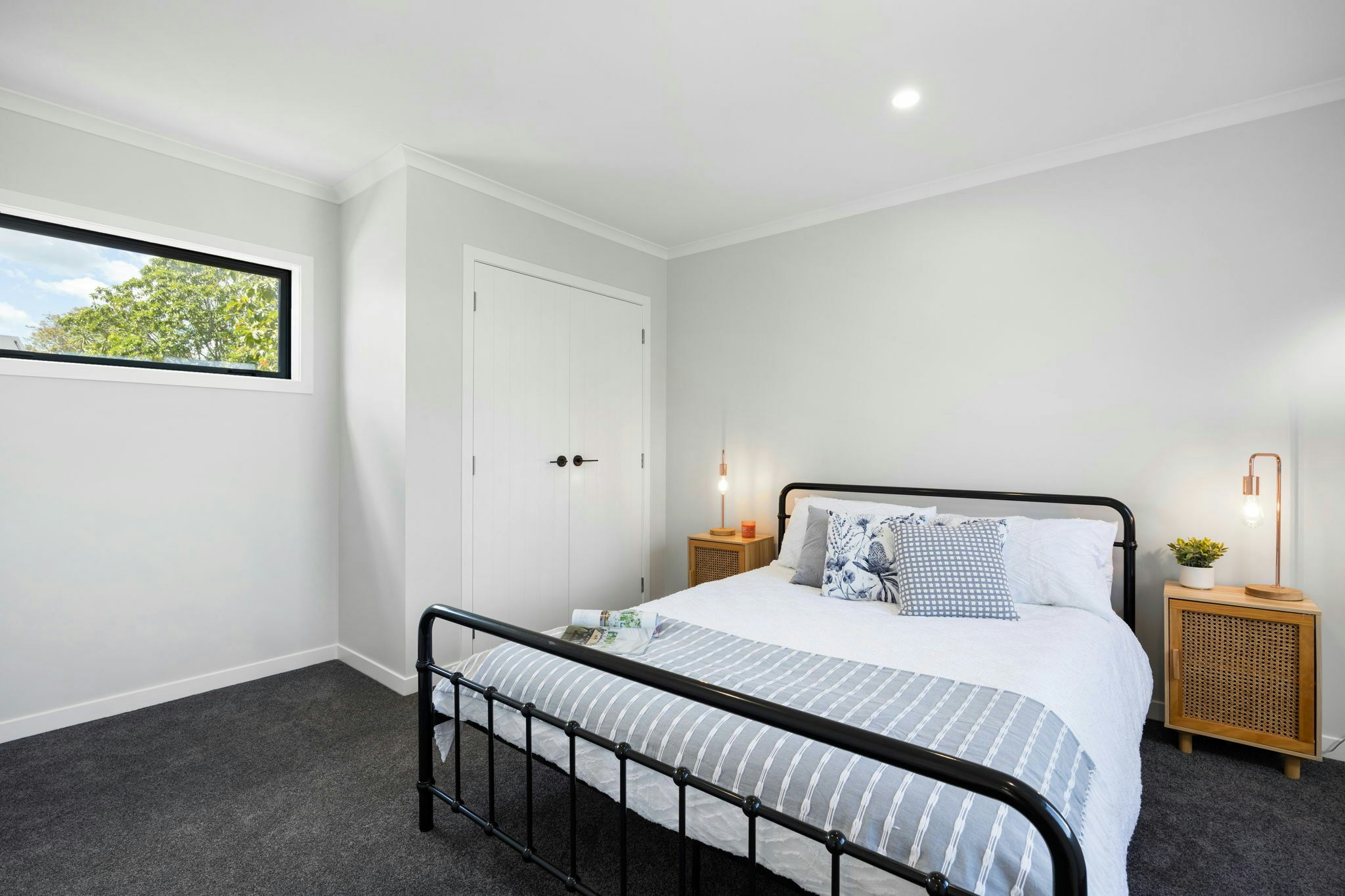 23 web or mls in House AR0 5529