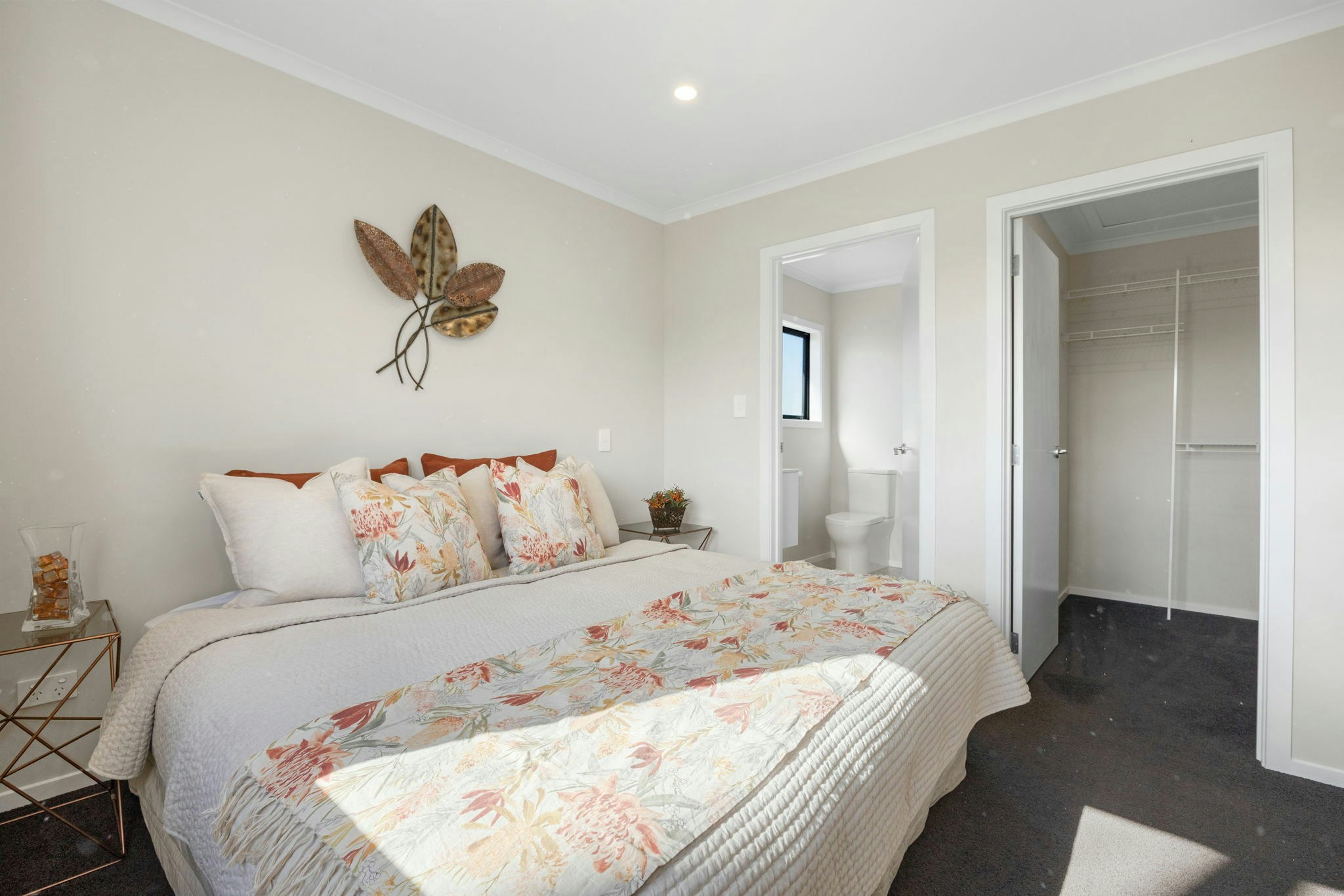 23 web or mls in House AR0 6936