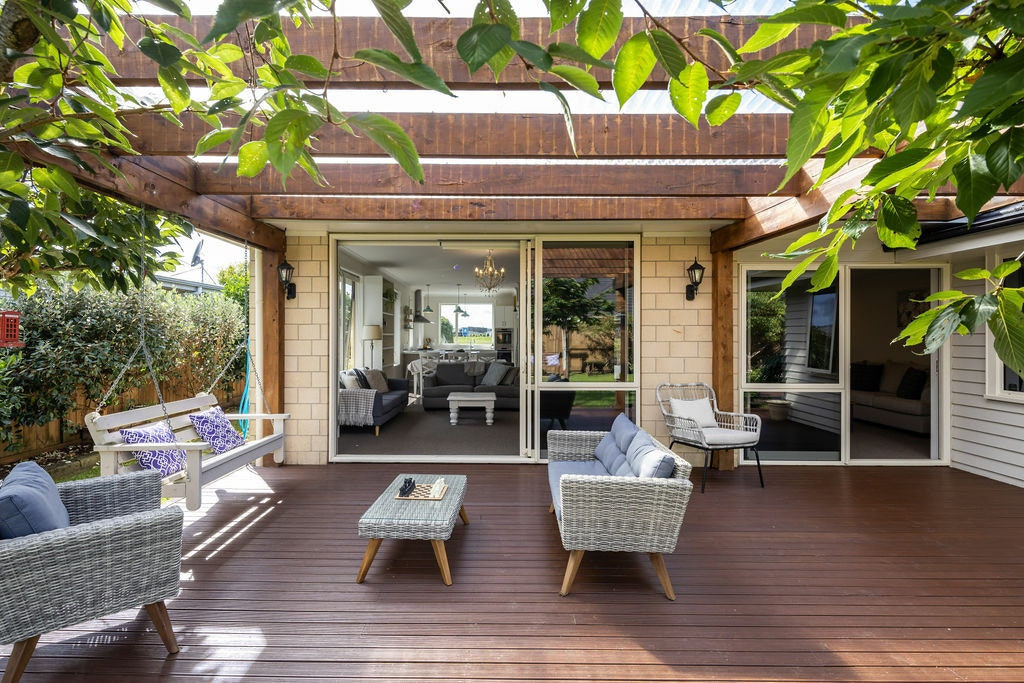 23 aaron radford AR5 9384