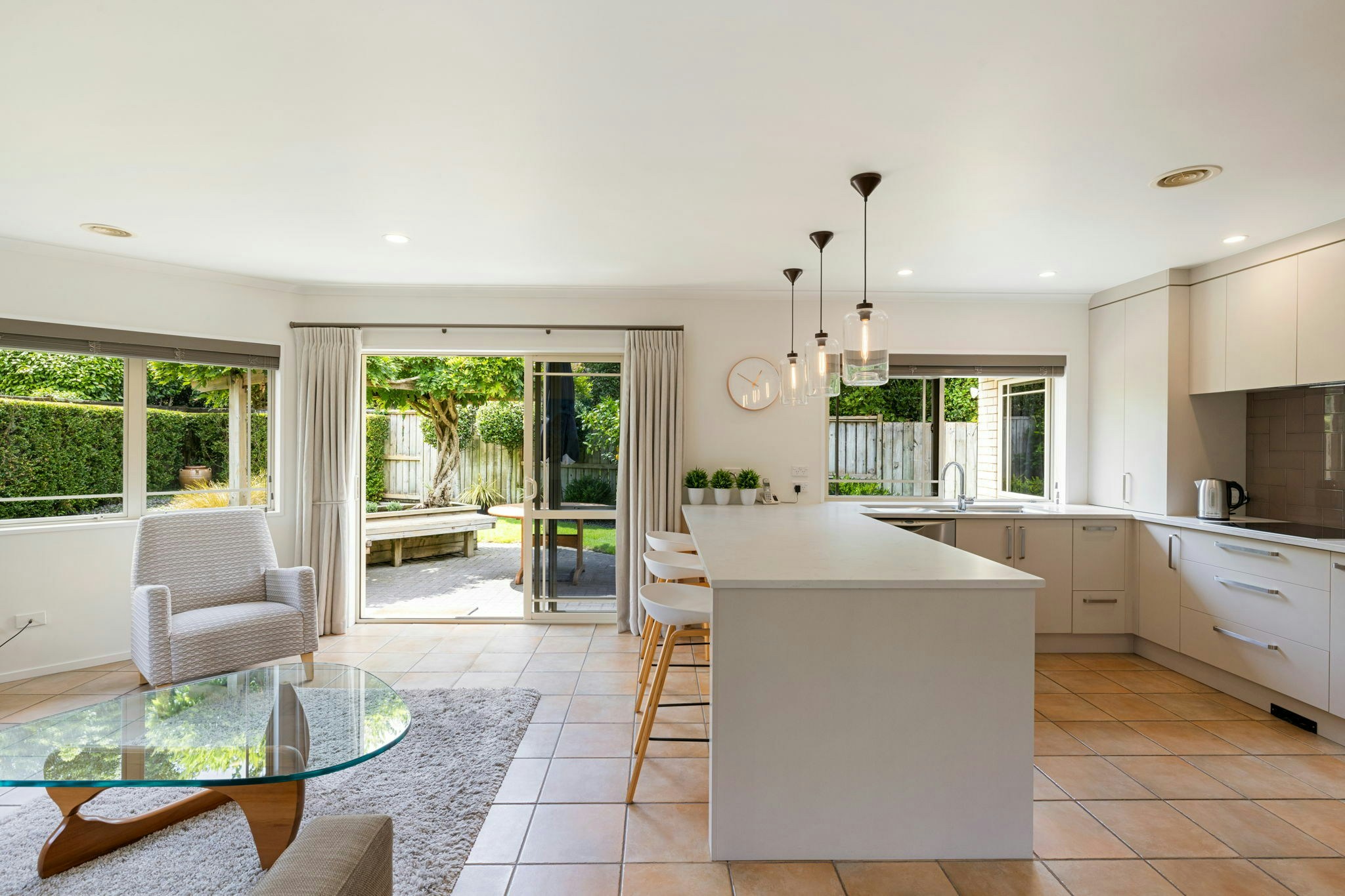 24 web or mls in House SR5 6284