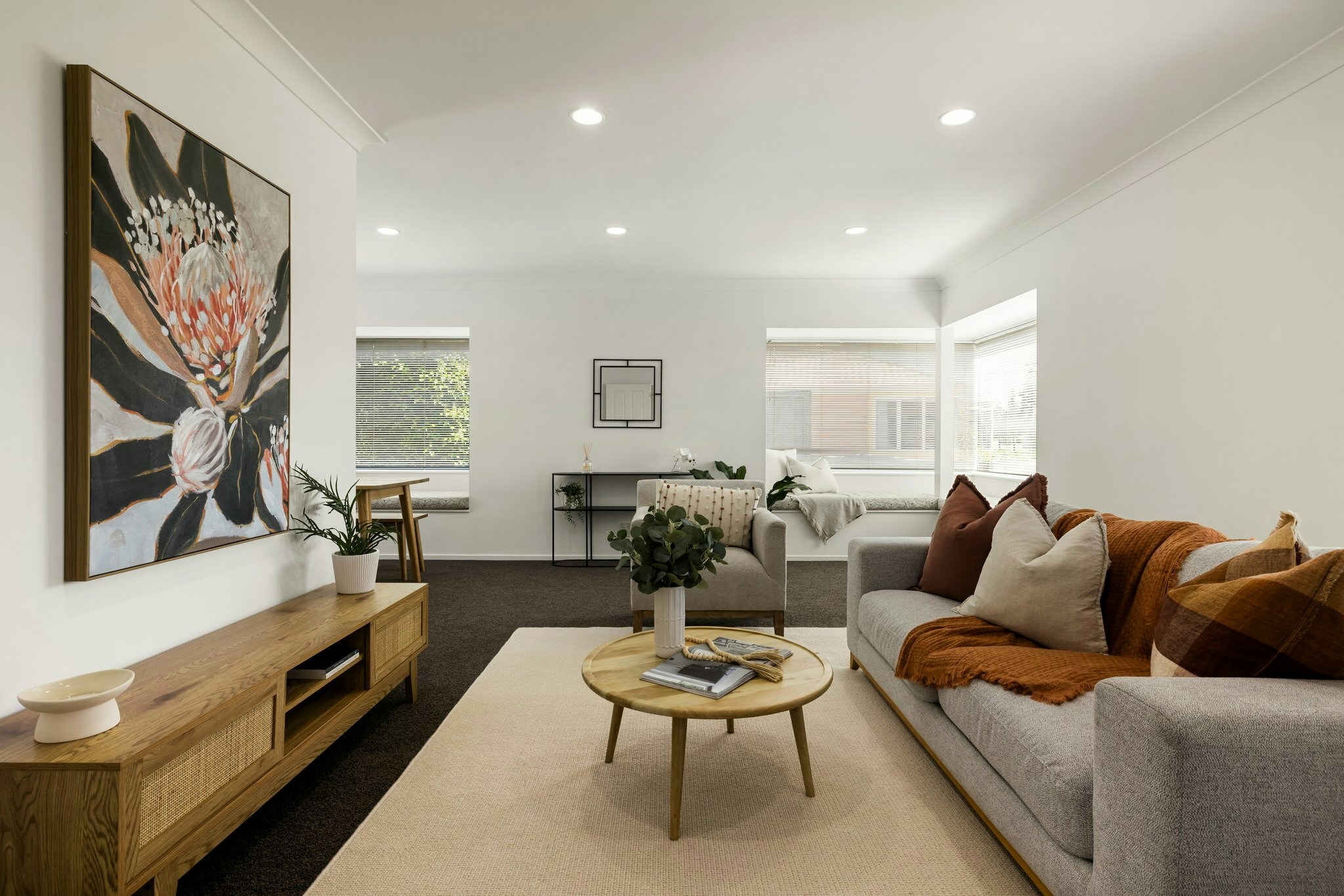 24 web or mls in House SR5 8867