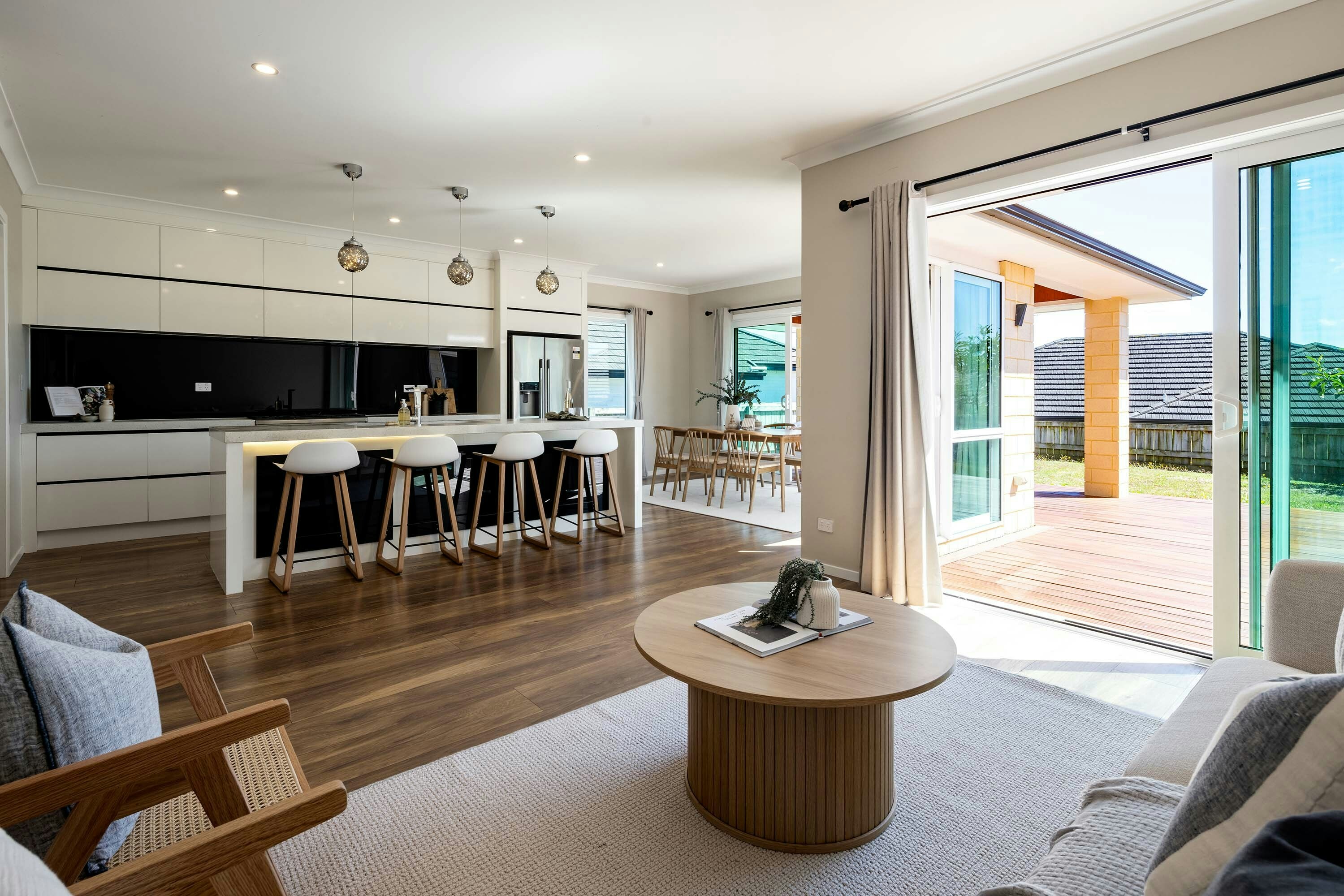 25 EDIT web or mls in House AR5 9809