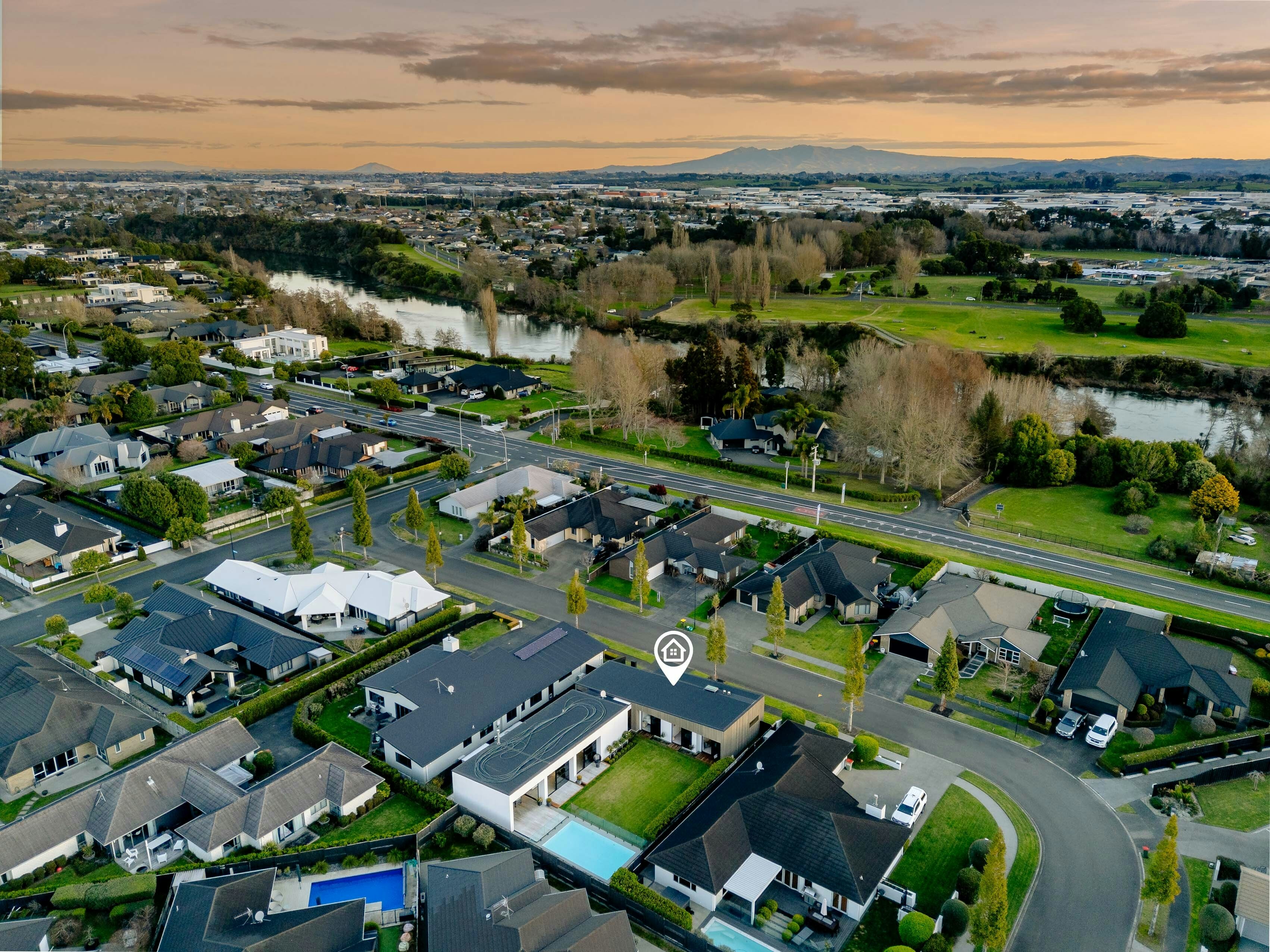 25 EDIT web or mls in House DJI 20250722170329 0778 D