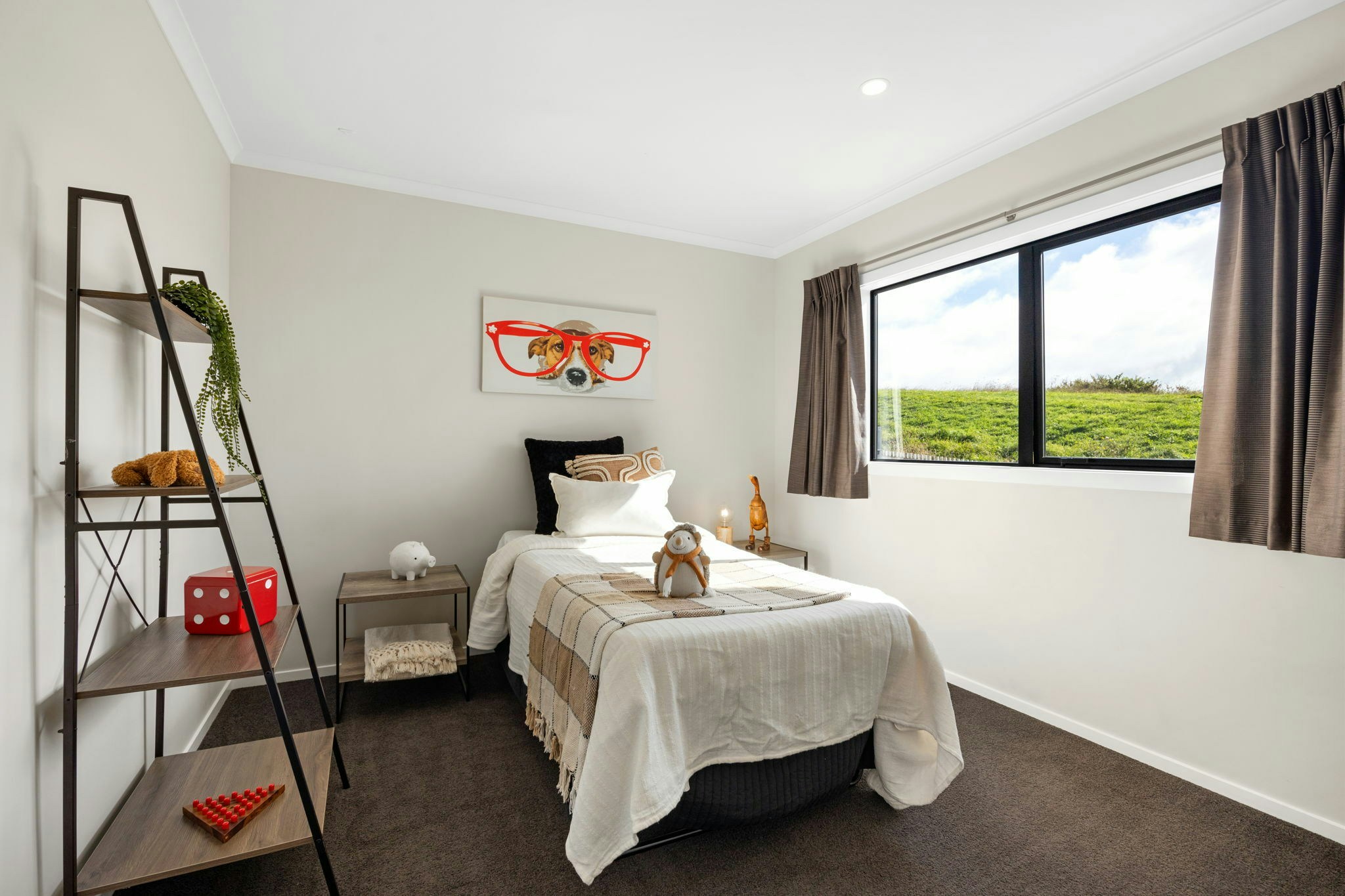 25 web or mls in House AR0 6956