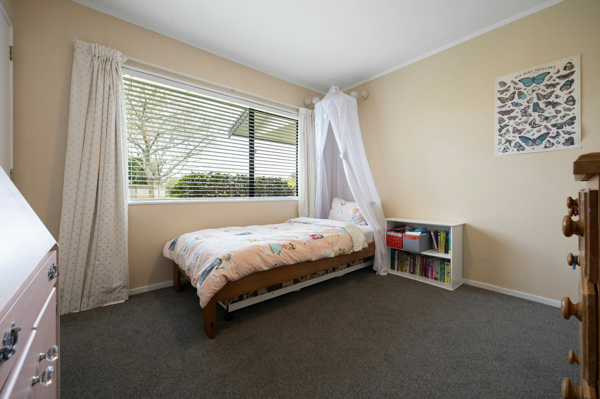 25 web or mls in House AR0 6983