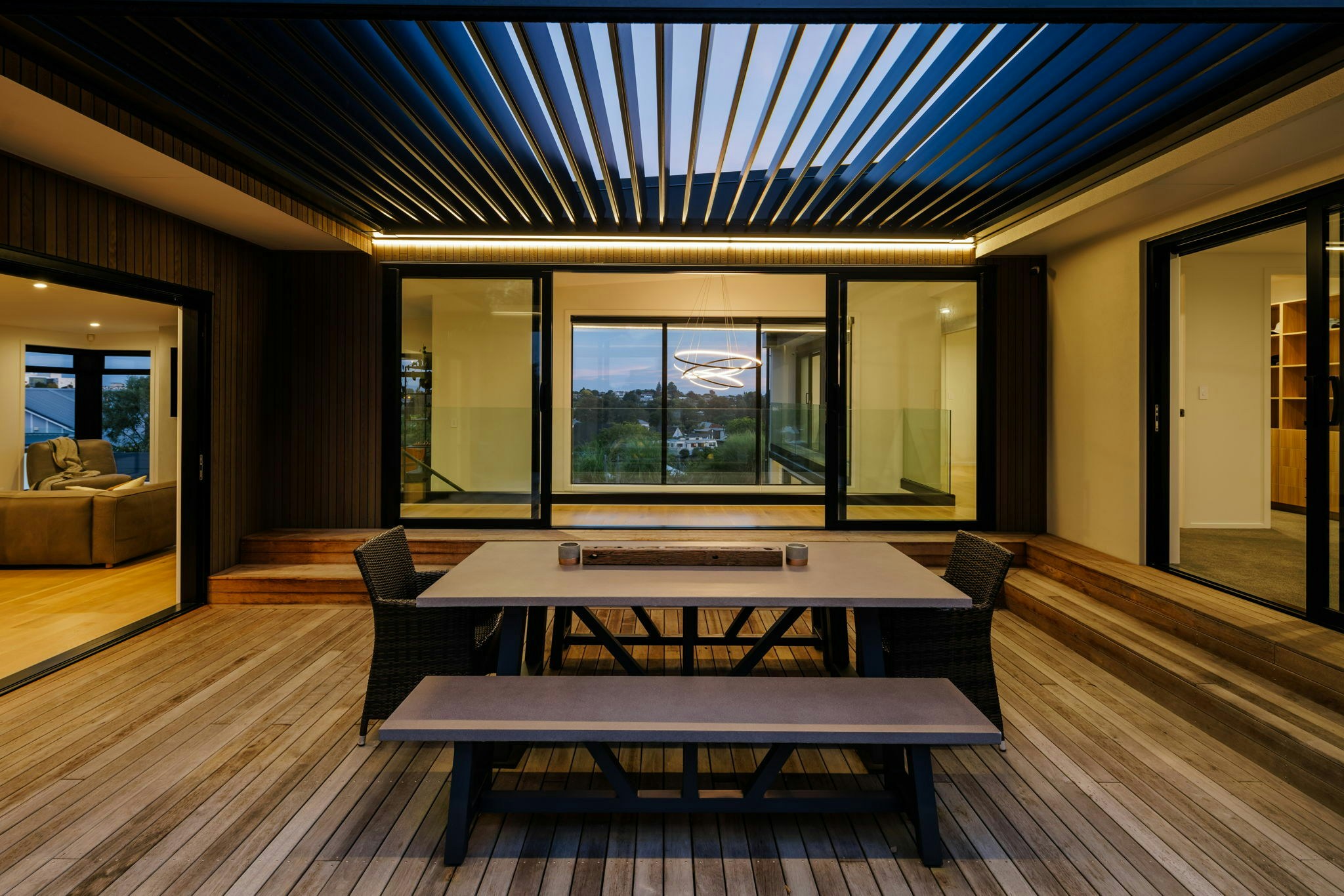 25 web or mls in House AR5 2321