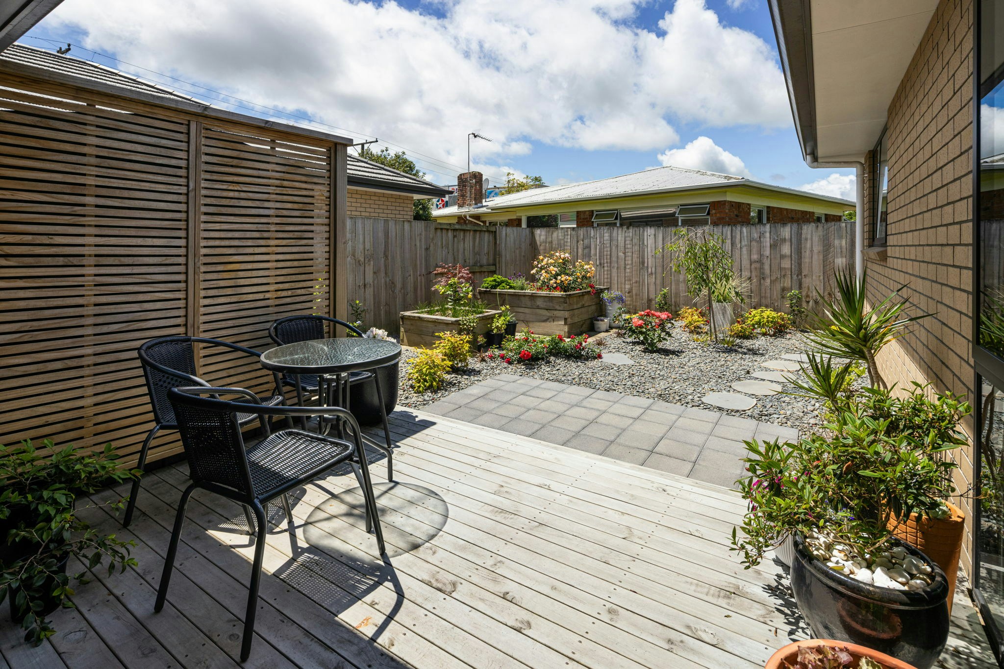 25 web or mls in House AR5 6801