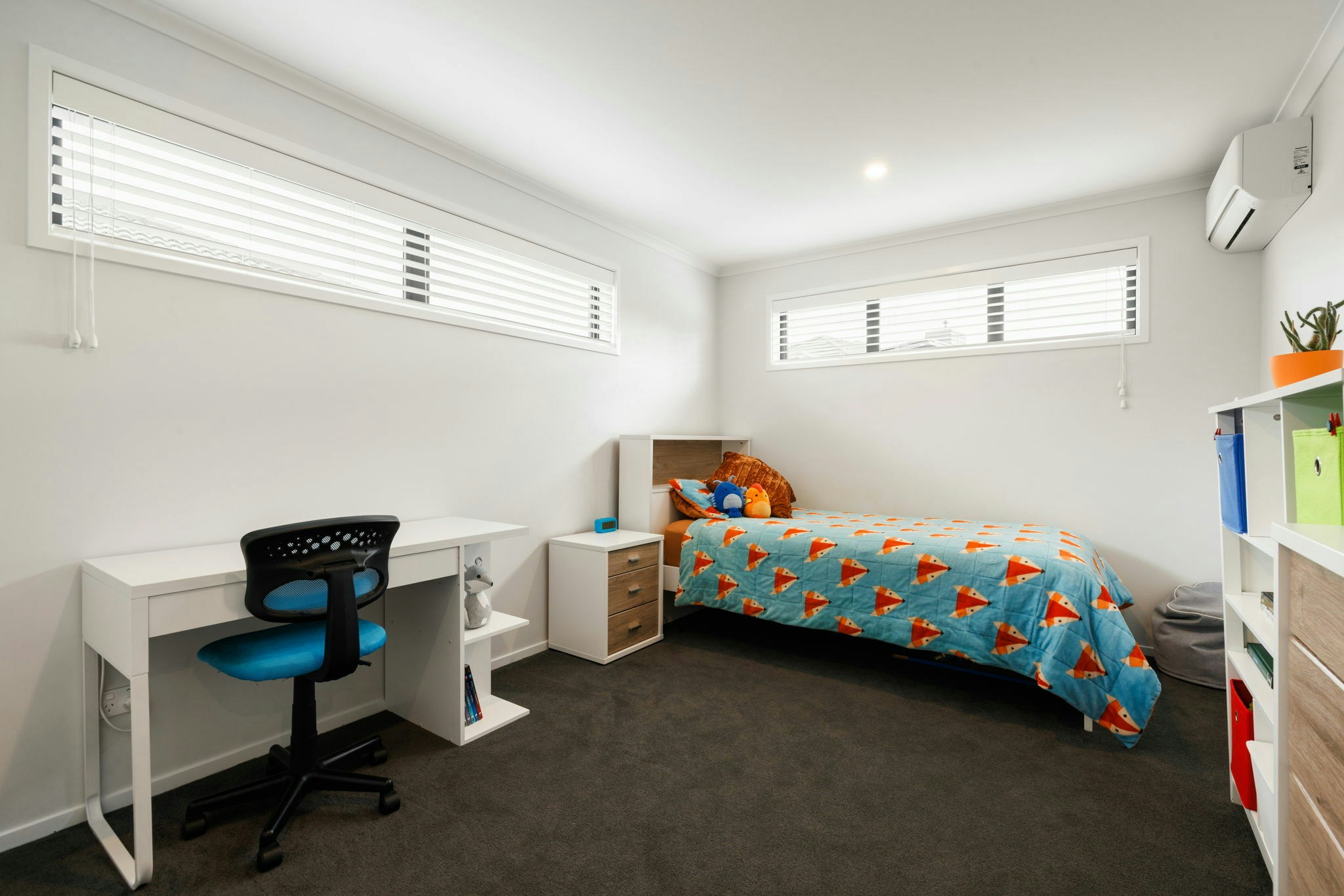 25 web or mls in House SR5 7227