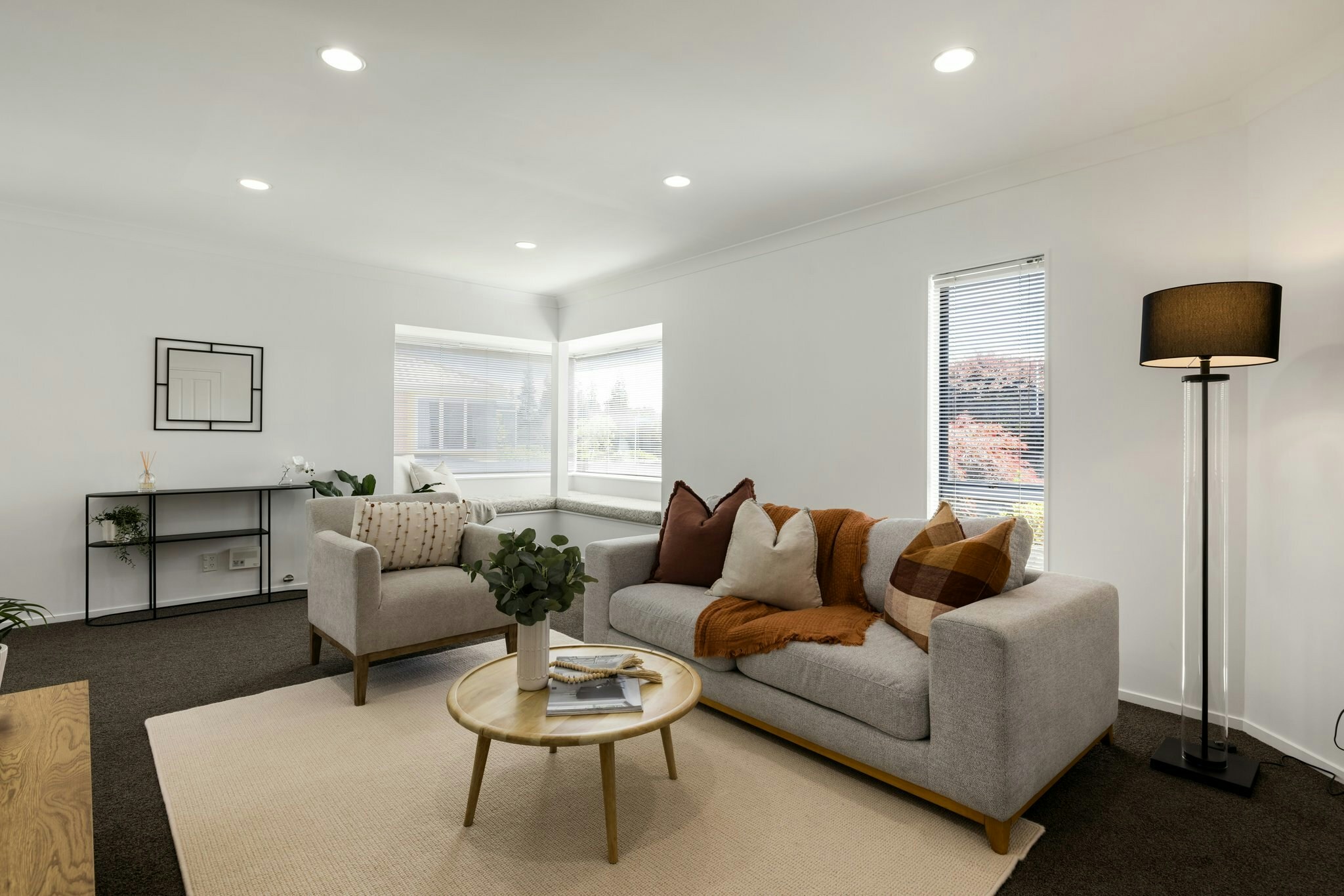 25 web or mls in House SR5 8882