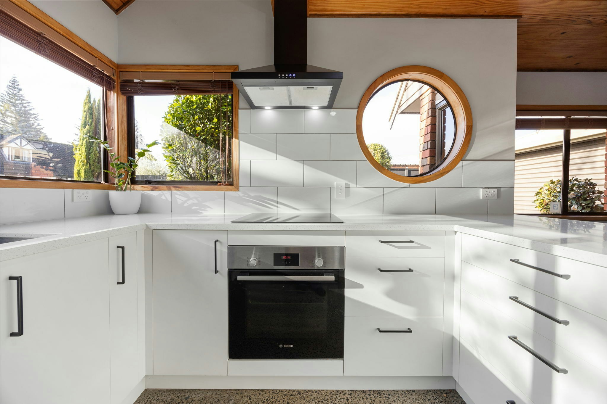 26 web or mls in House AR0 4170