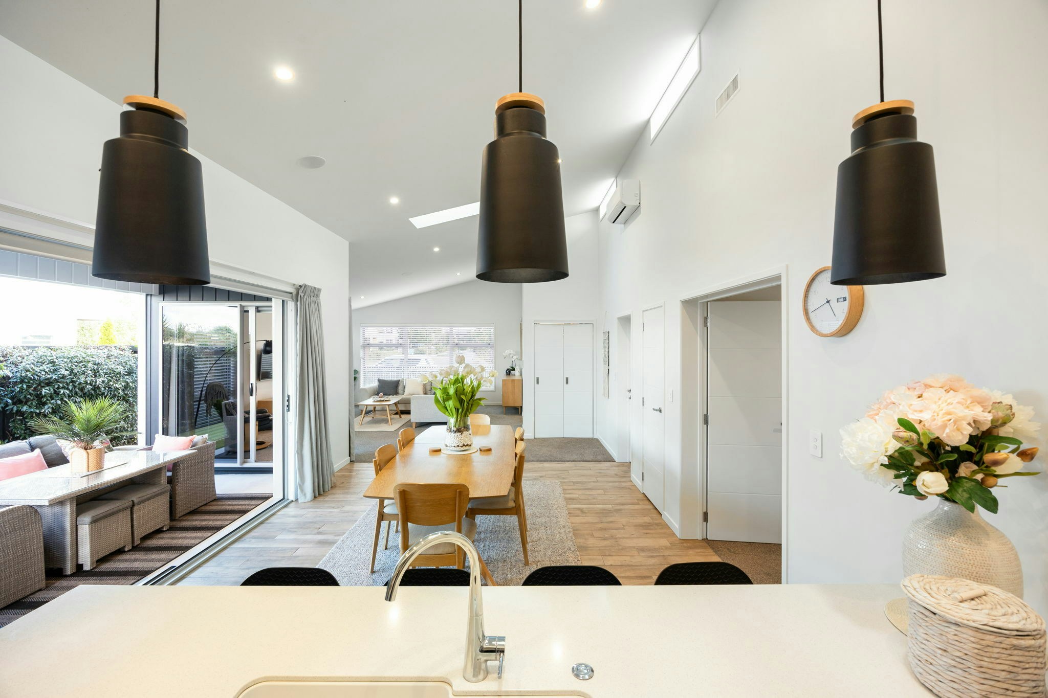 26 web or mls in House AR0 5963