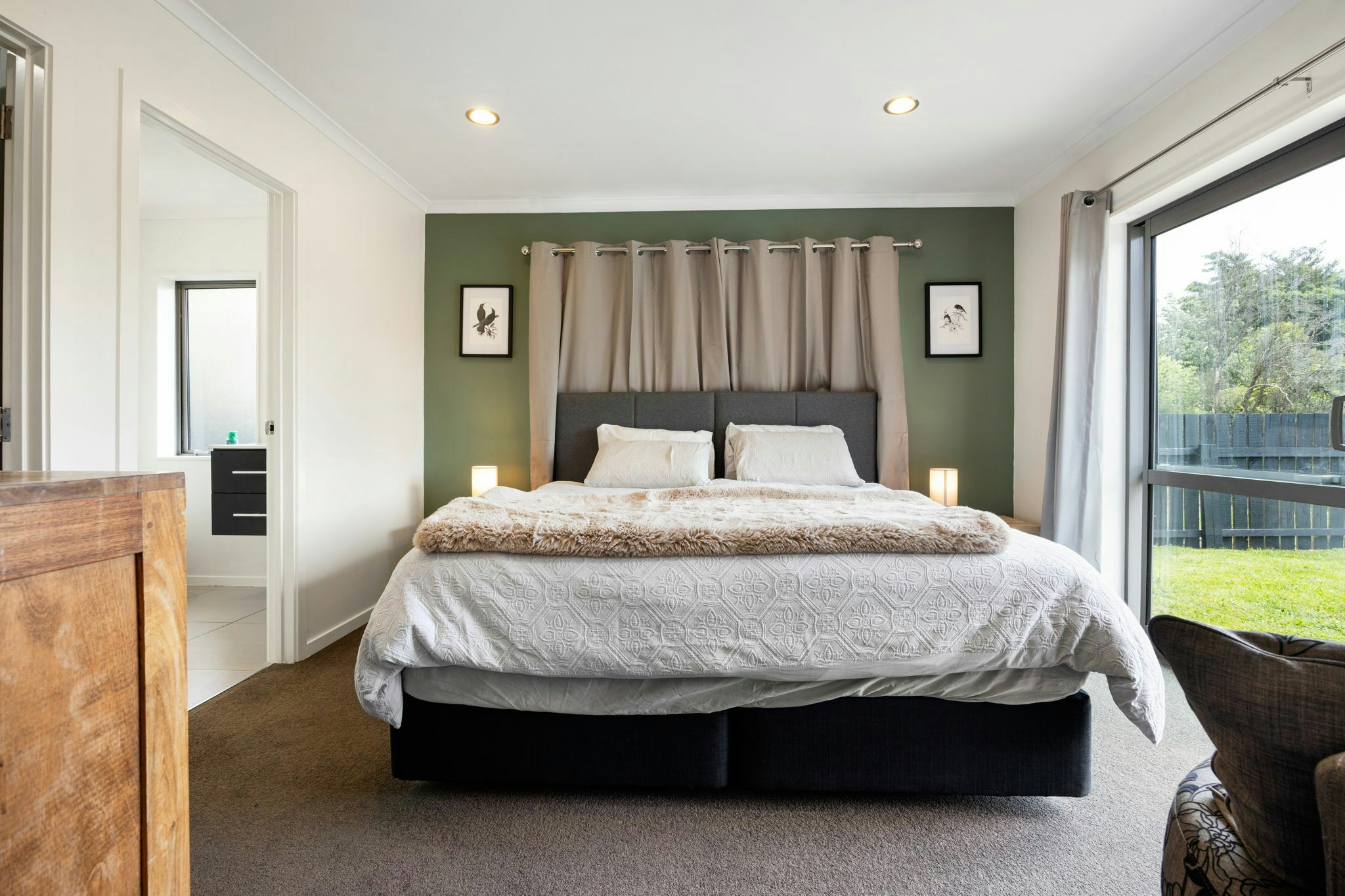 26 web or mls in House AR0 6179