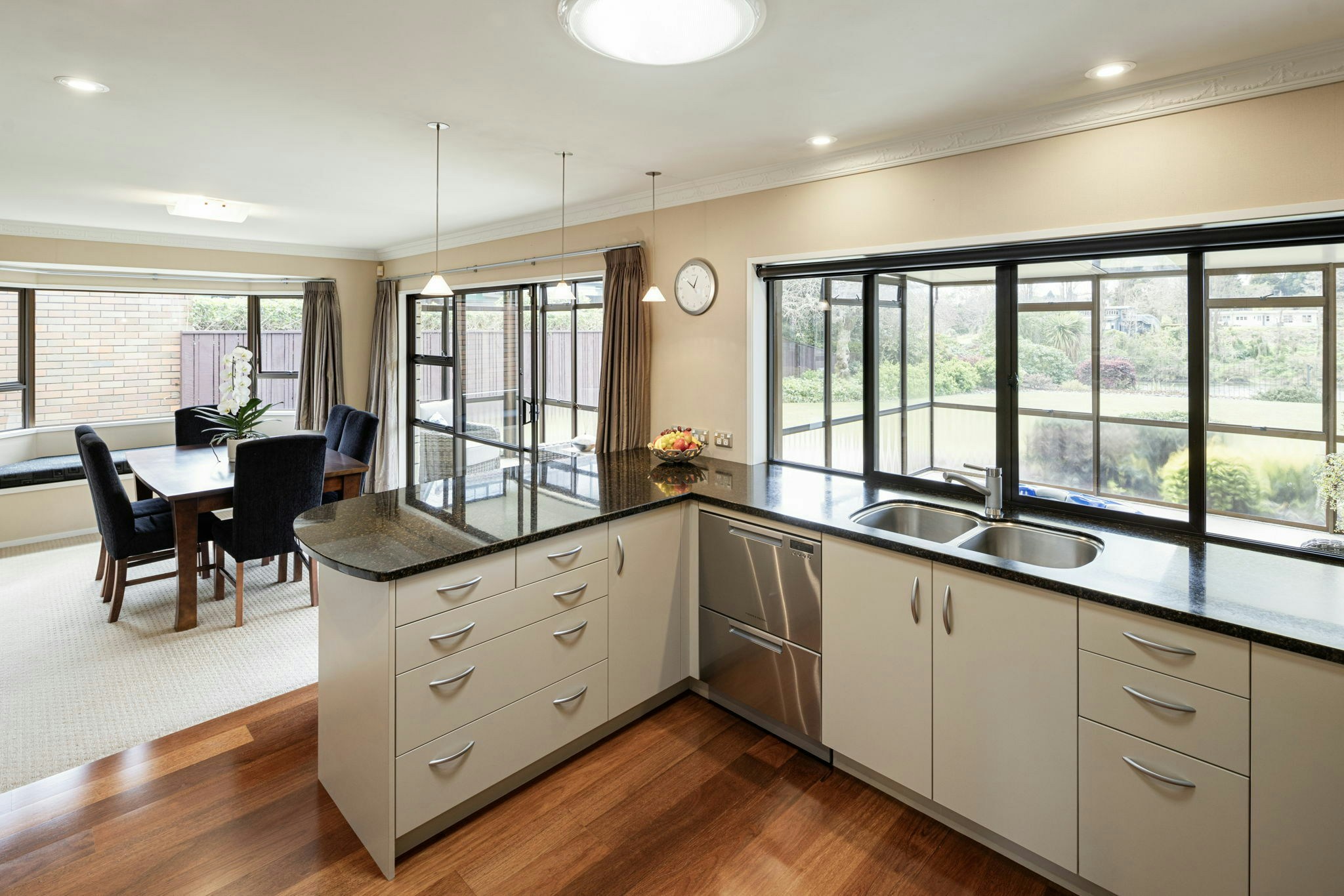 26 web or mls in House AR5 4900