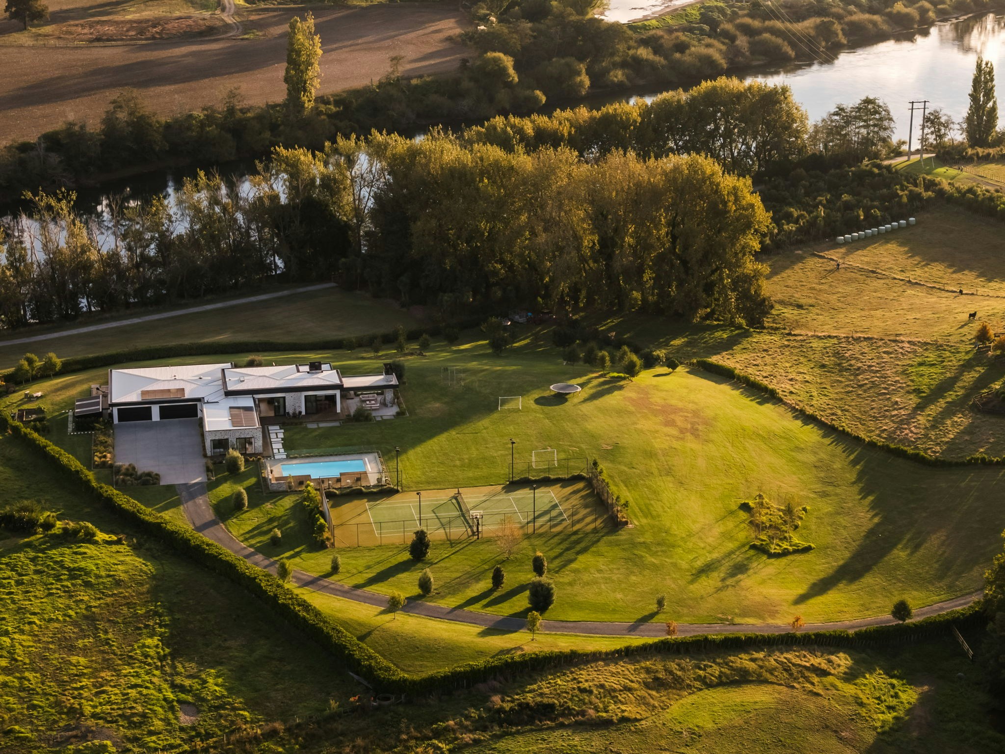 26 web or mls in House DJI 20260401182401 0718 D